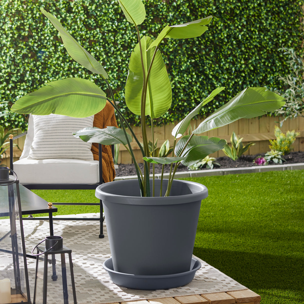 The HC Companies 21 Inch Planter Saucer for Classic Pot Containers, Warm Gray