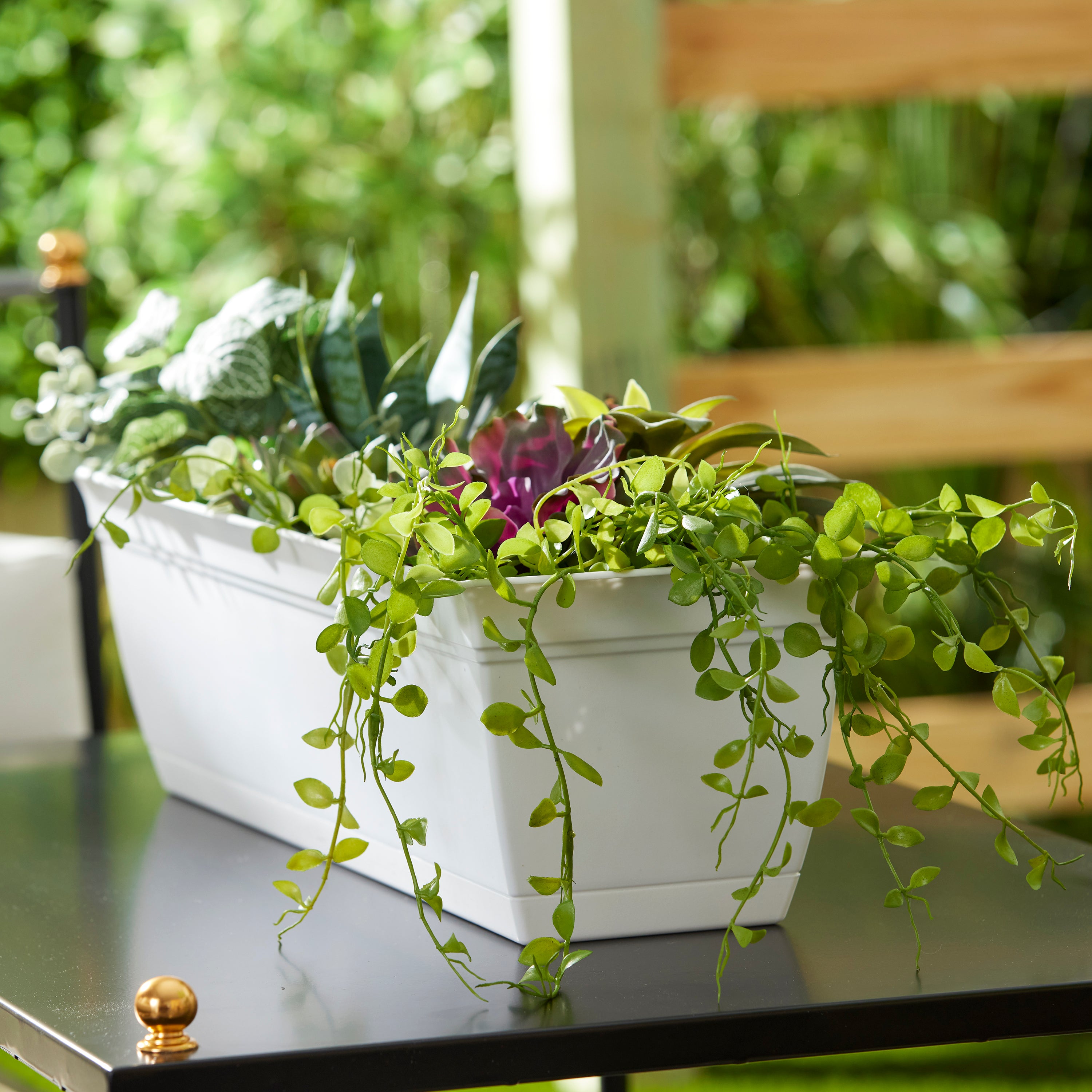 The HC Companies 24" Eclipse Window Flower Box with Removable Saucer,White(Used) - VMInnovations
