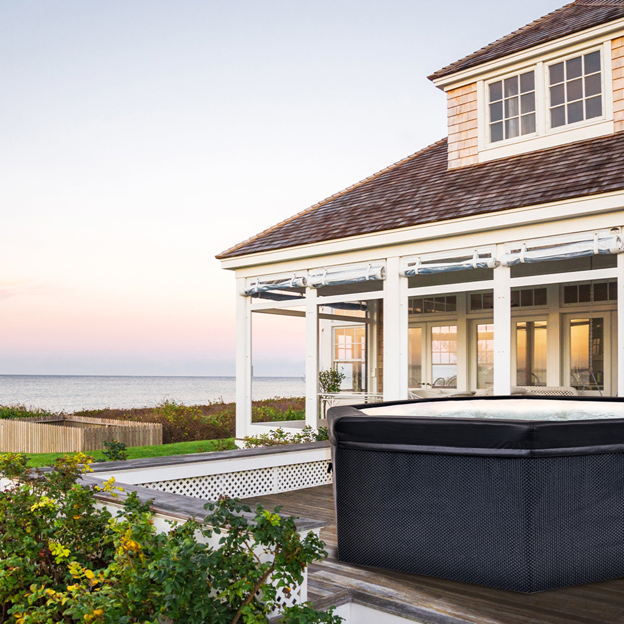 JLeisure 1,200 Liter 65 inch 6 Person Rigid Foam Wall Hot Tub Spa, Black (Used) - VMInnovations