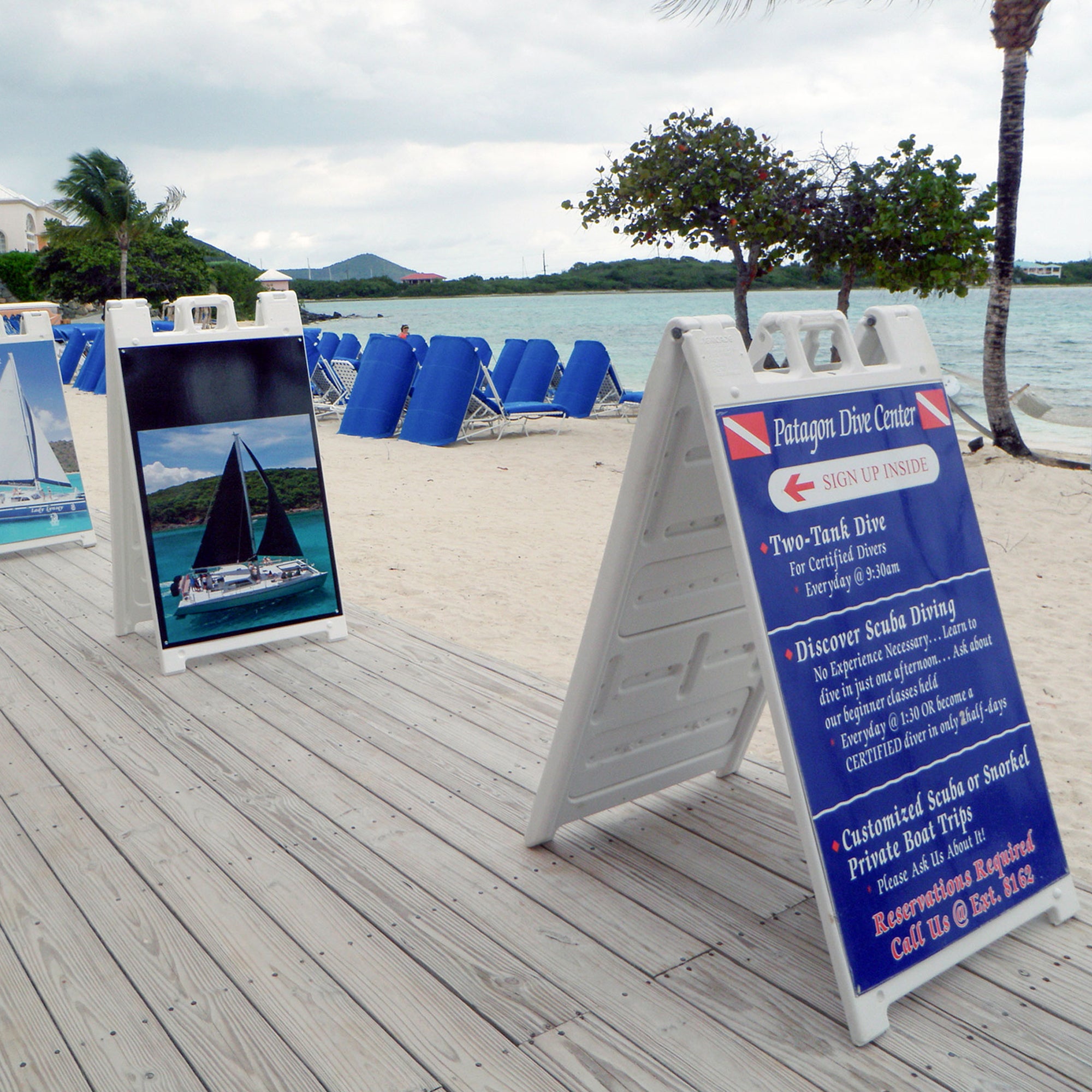 Plasticade Signicade Portable Folding Sidewalk Double Sided Sign Stand, (4 Pack)