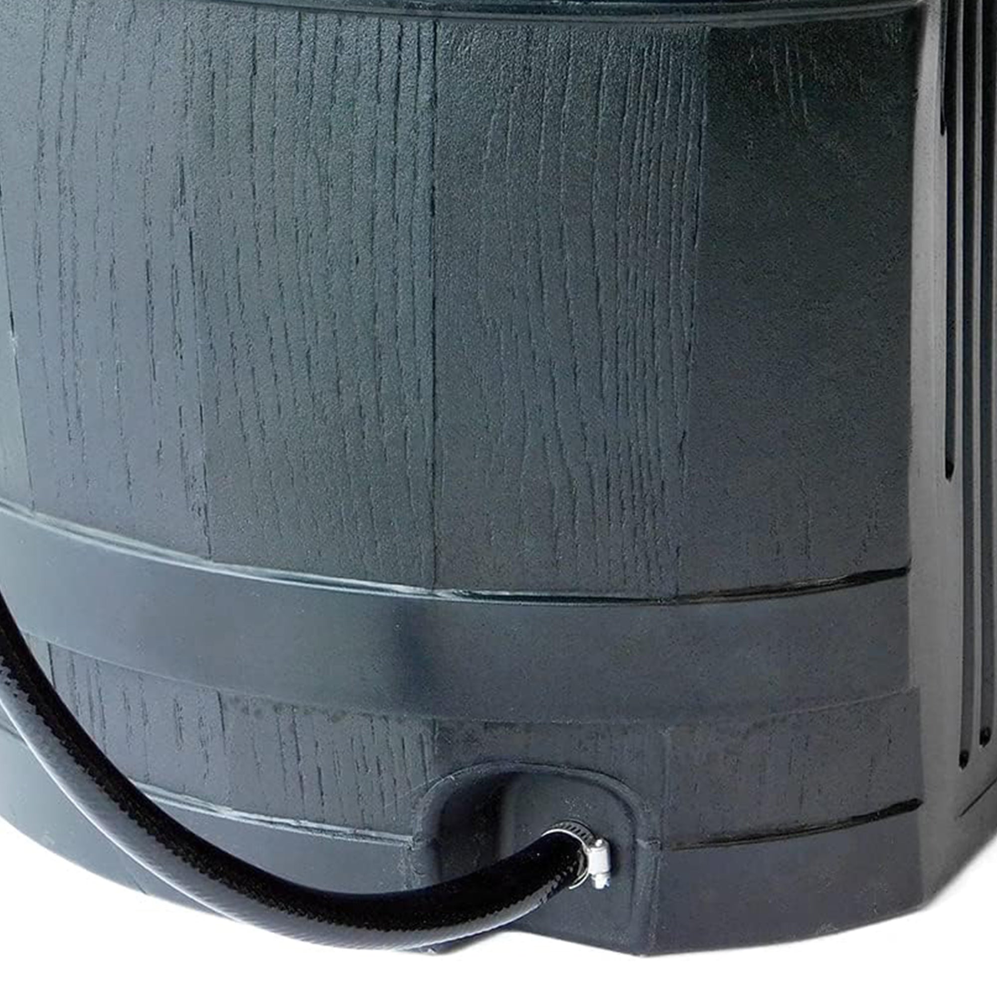 FCMP Outdoor RC45 Rain Barrel with Flat Back for Plants & Gardens (Damaged)