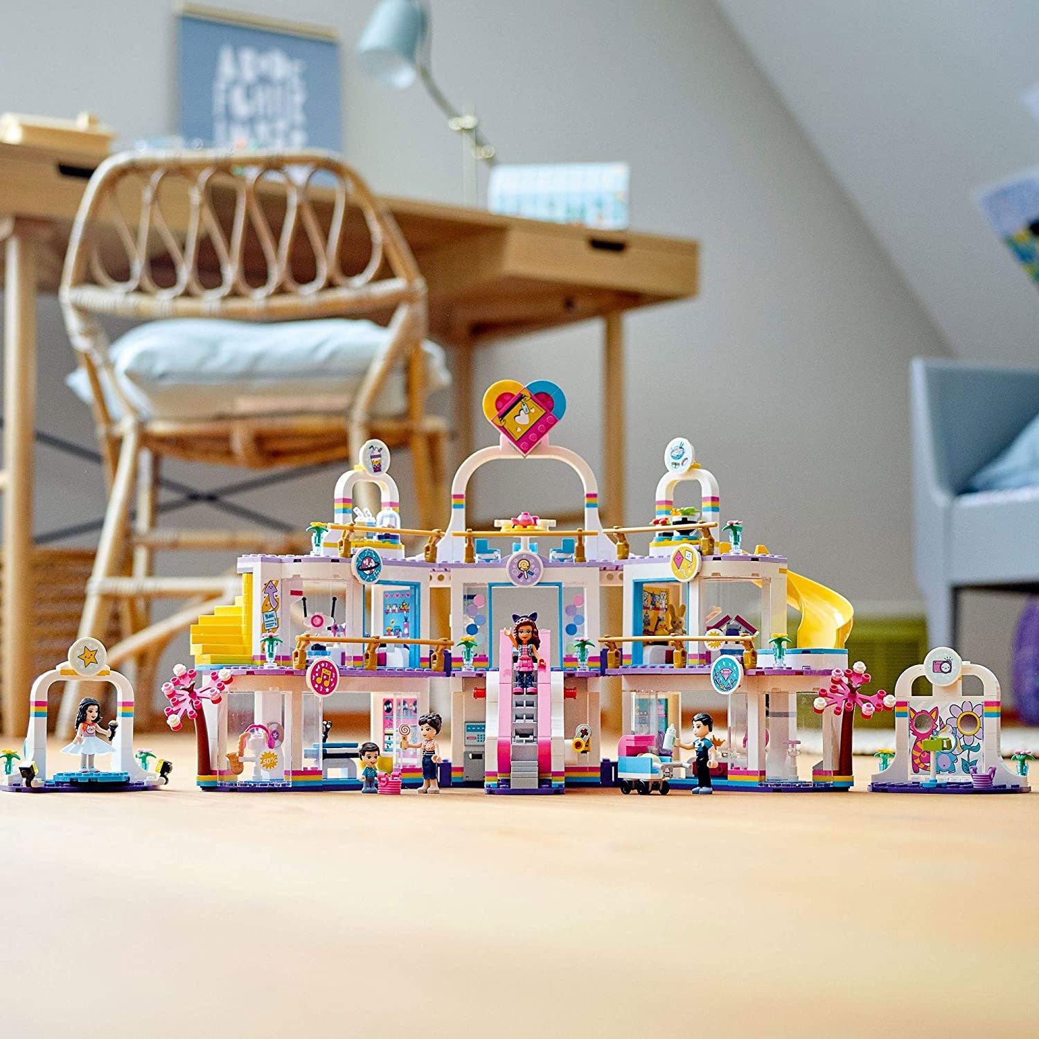 LEGO Friends 41450 Heartlake City Shopping Mall 1032 Piece Building Toy Set