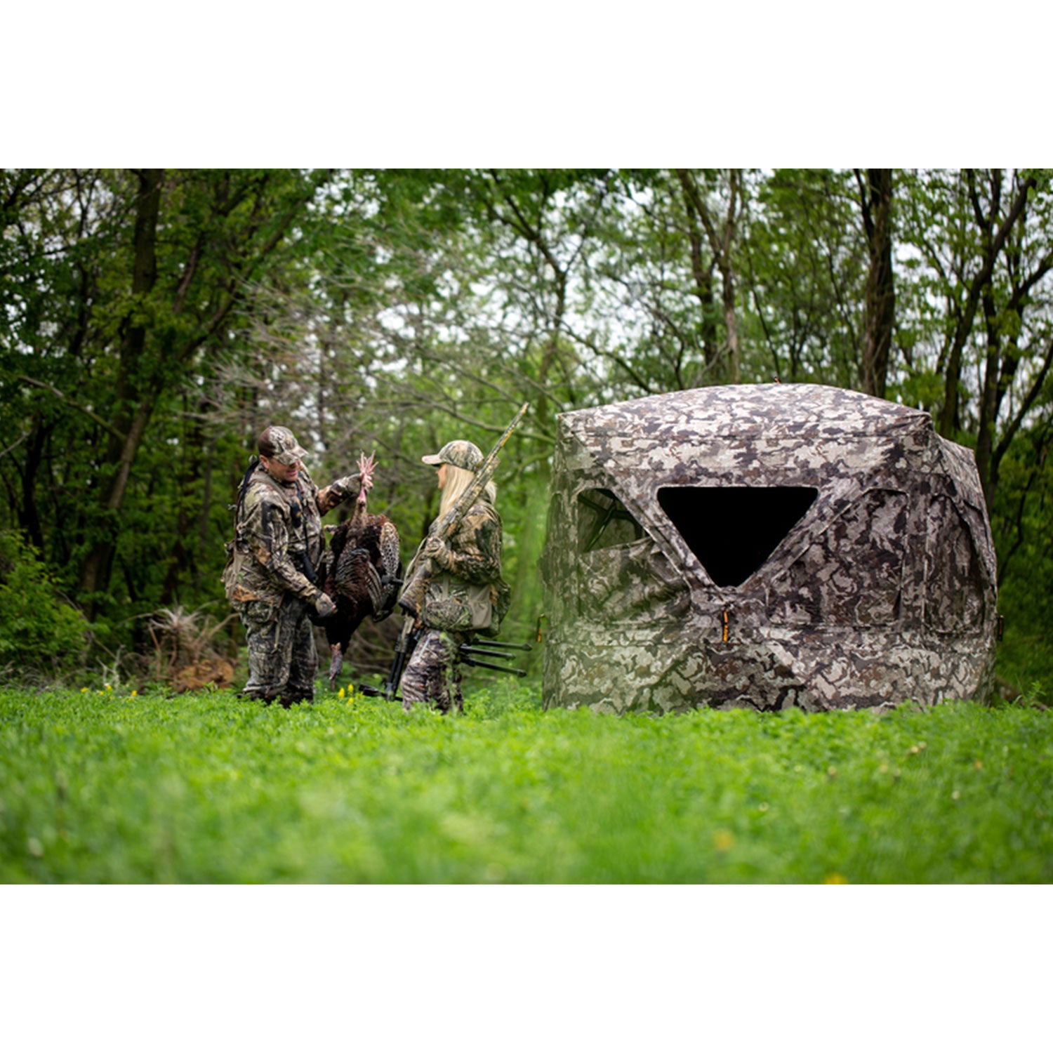 Muddy Infinity 3 Man Ground Blind with Shadow Mesh and 360 View, Camo (Open Box) - VMInnovations