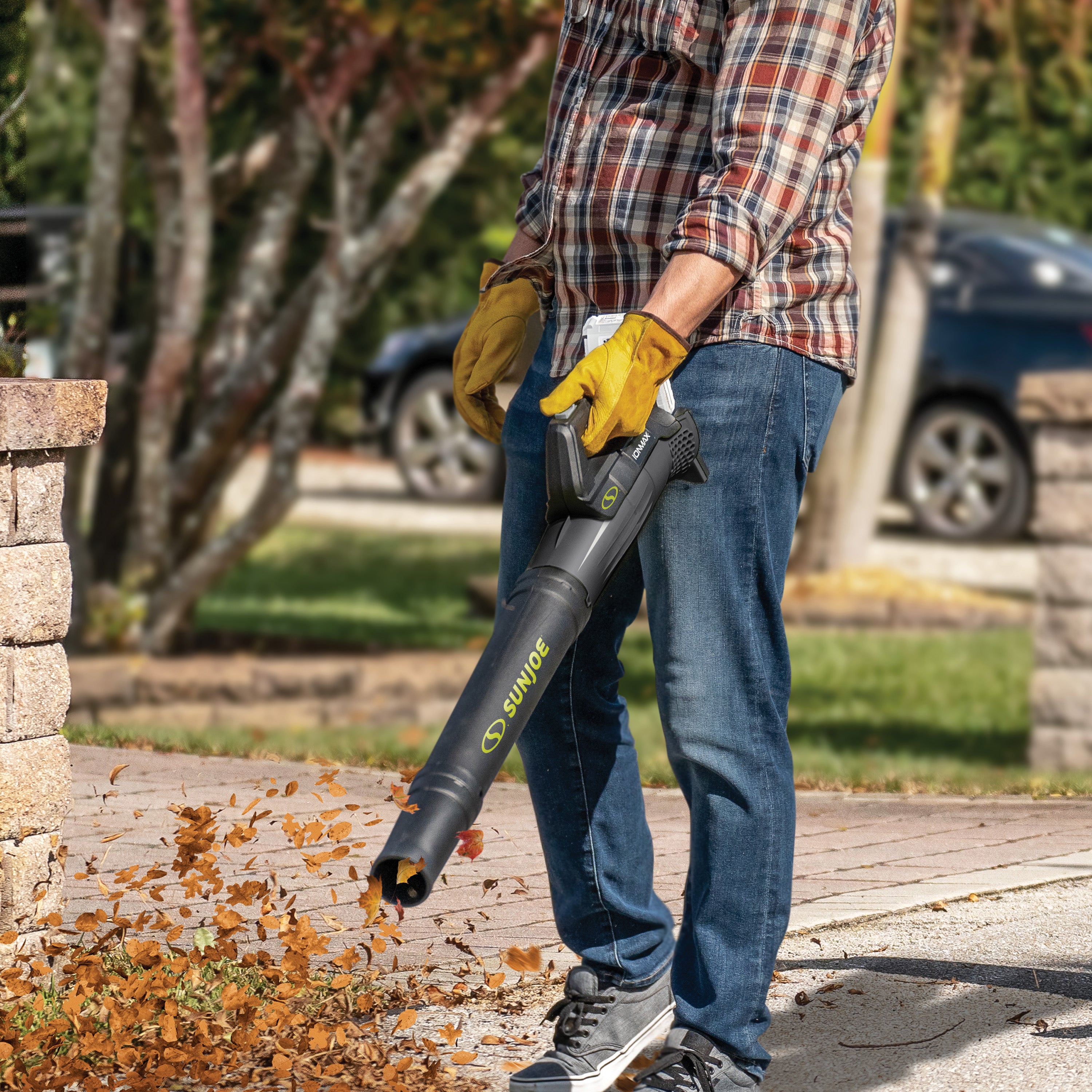 Sun Joe 24V-TB-LTE 24V Cordless IONMAX Compact Turbine Jet Blower, 100 MPH Air Speed, Battery and Charger Included
