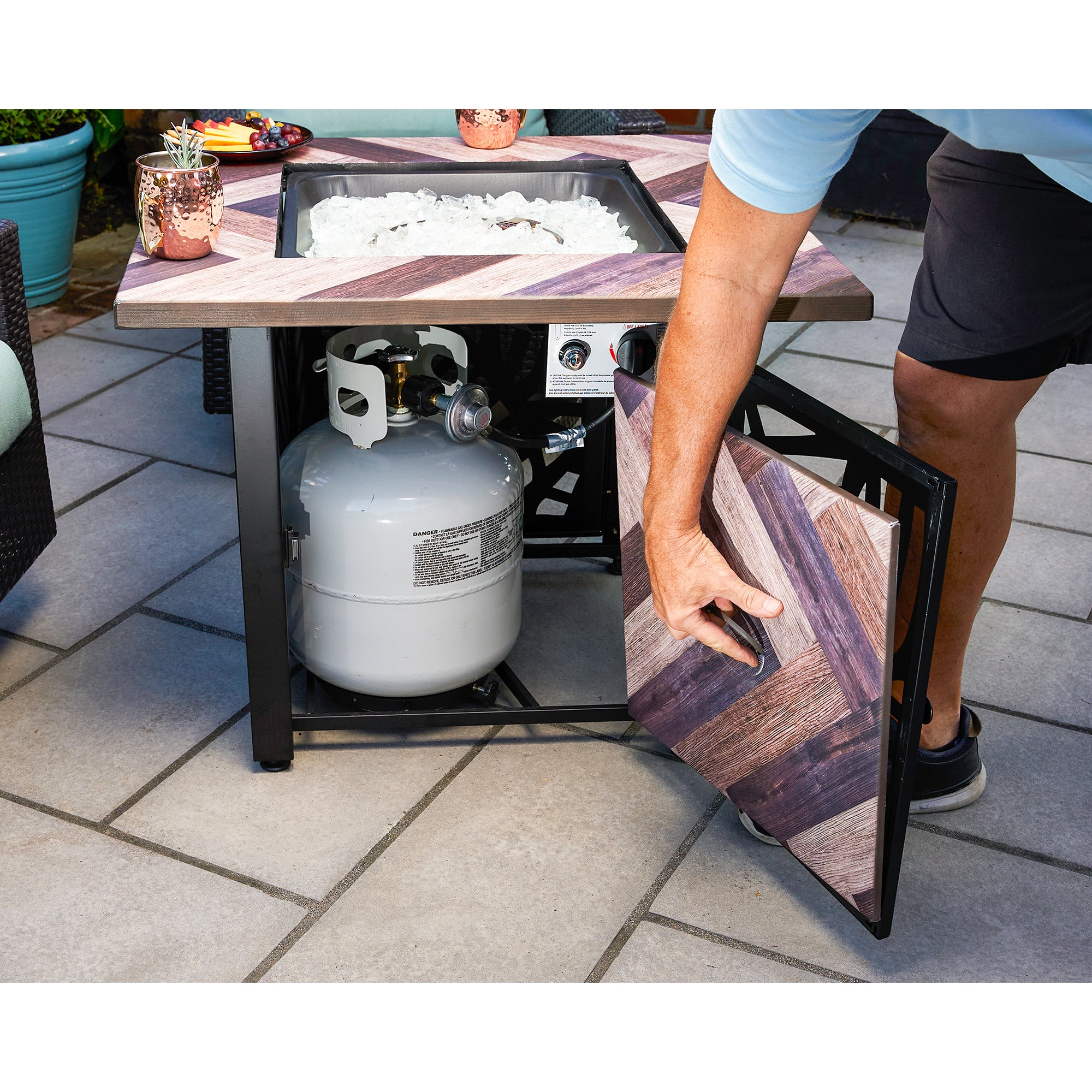 Endless Summer Darby 30in Square Outdoor UV Printed LP Gas Fire Pit Table (Used)