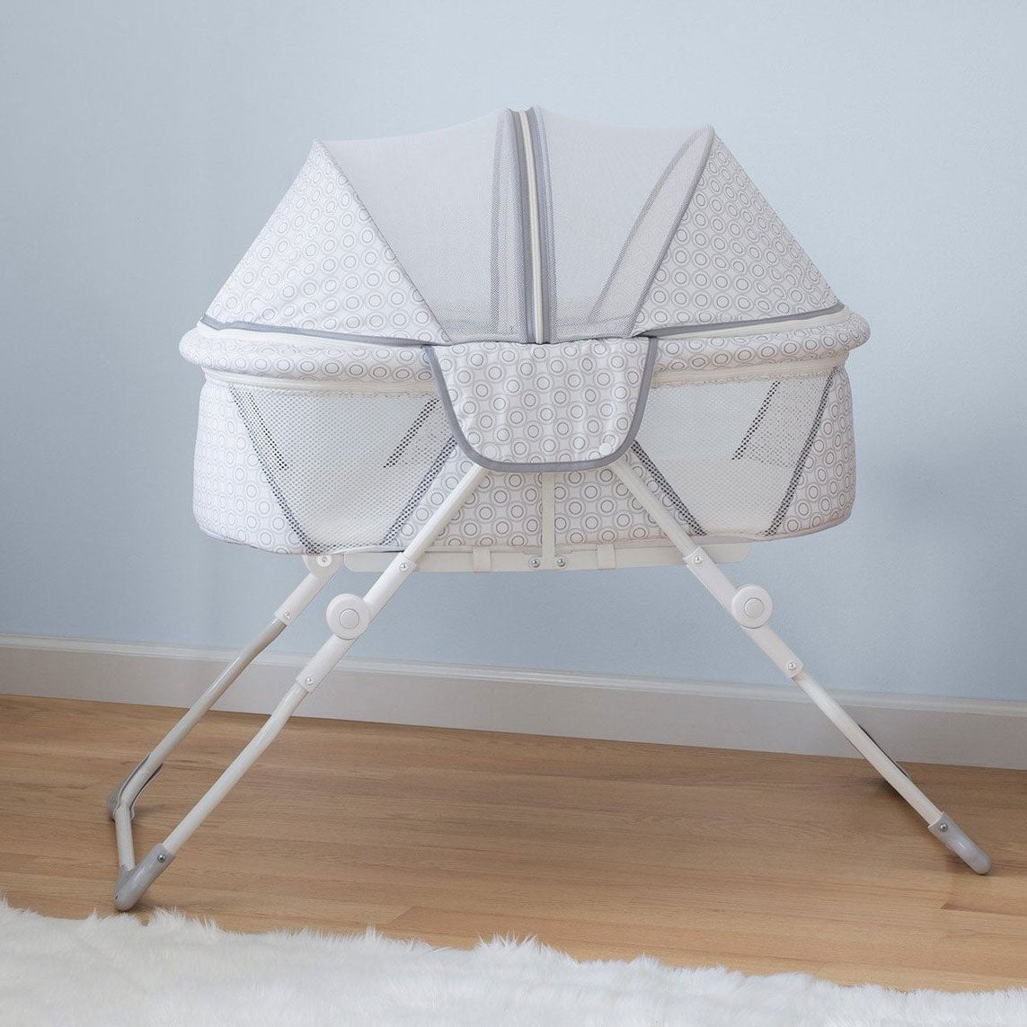 Delta Children 2284 EZ Fold Ultra Compact Travel Newborn Bassinet, Inner Circle - VMInnovations