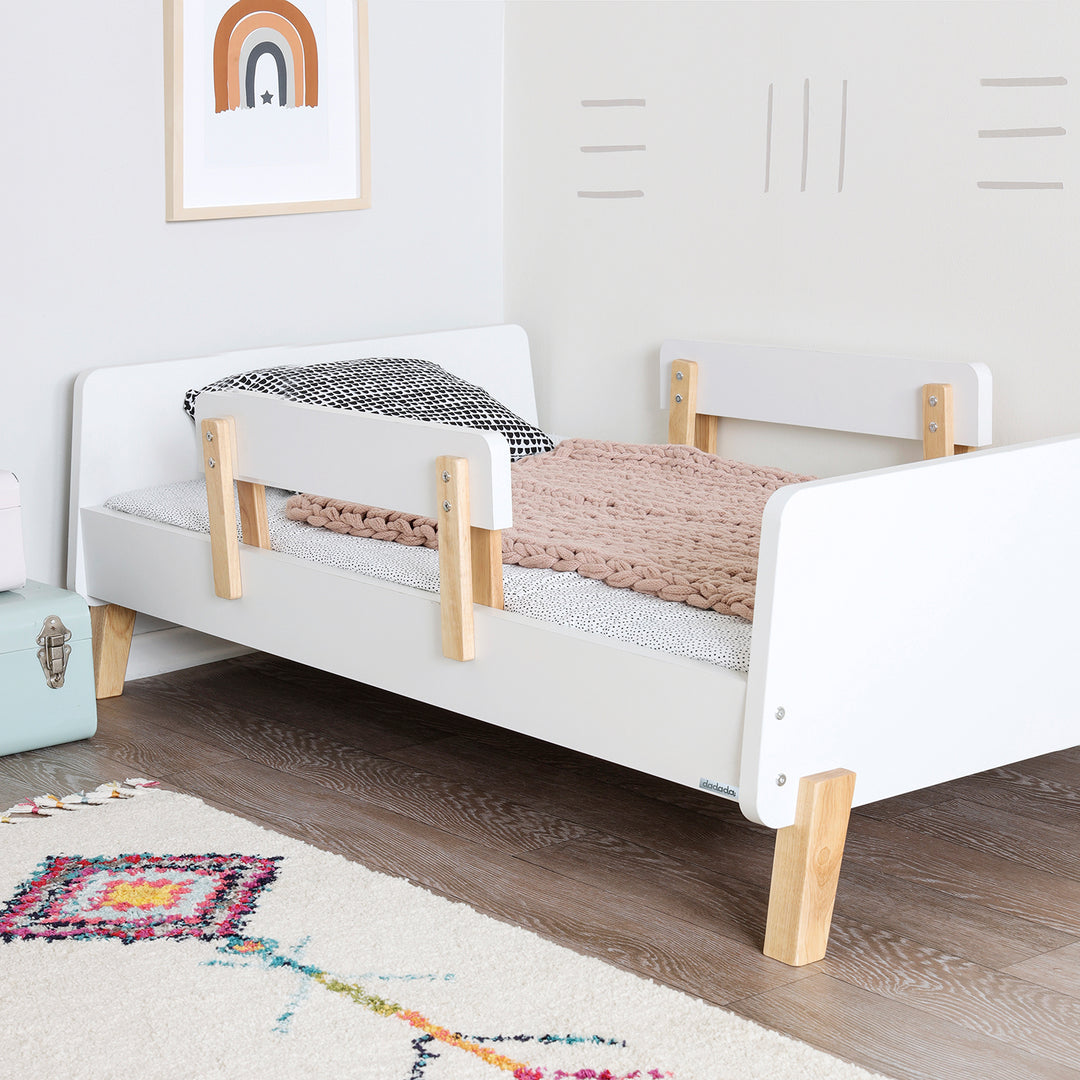 dadada Muse Low Profile Toddler Bed w/2 Removeable Side Rails, White (Open Box) - VMInnovations