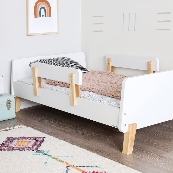 dadada Muse Low Profile Toddler Bed w/2 Removeable Side Rails, White (Open Box) - VMInnovations