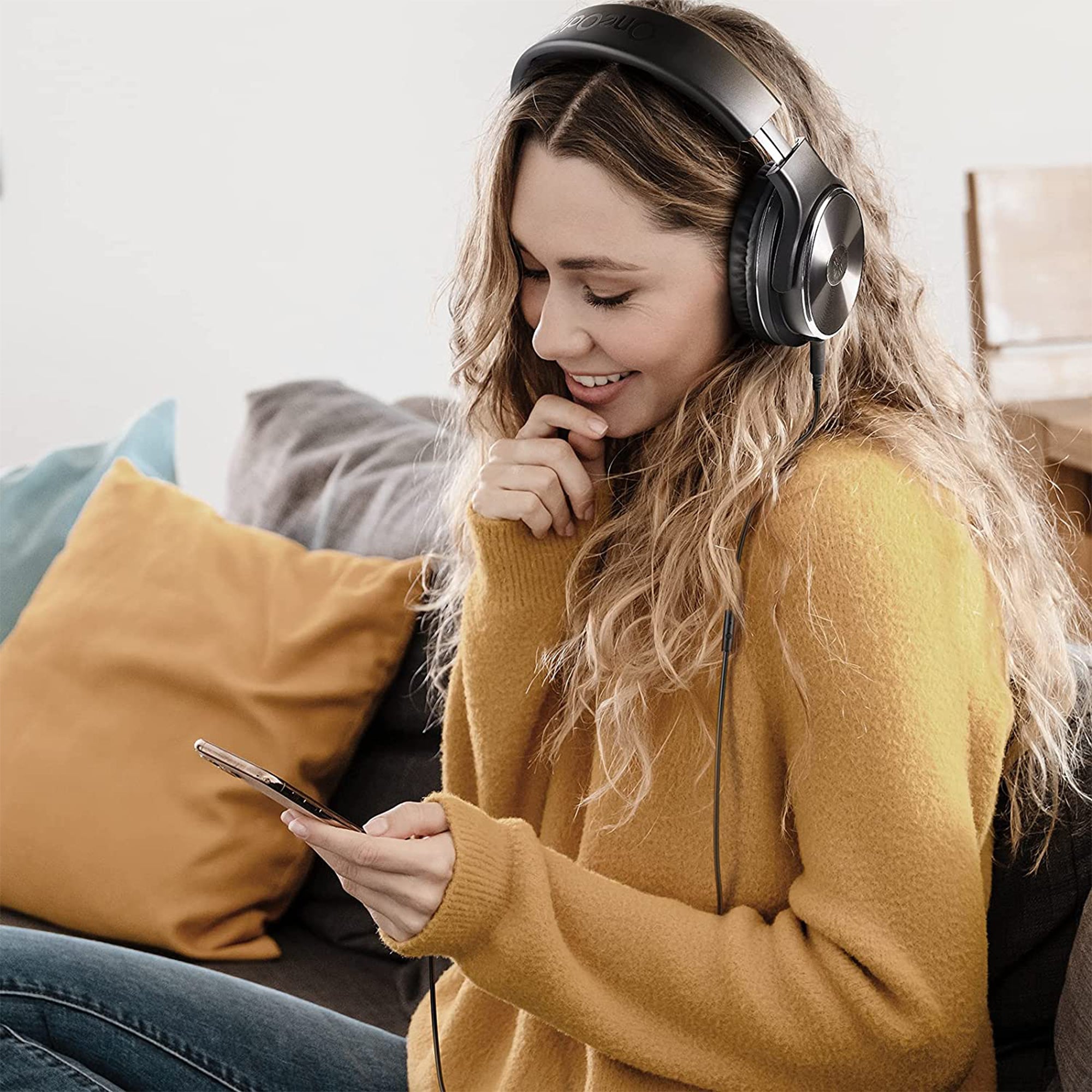 OneOdio Stuido HIFI Over Ear Headphones, Black, & S100 Microphone Headset, Black - VMInnovations