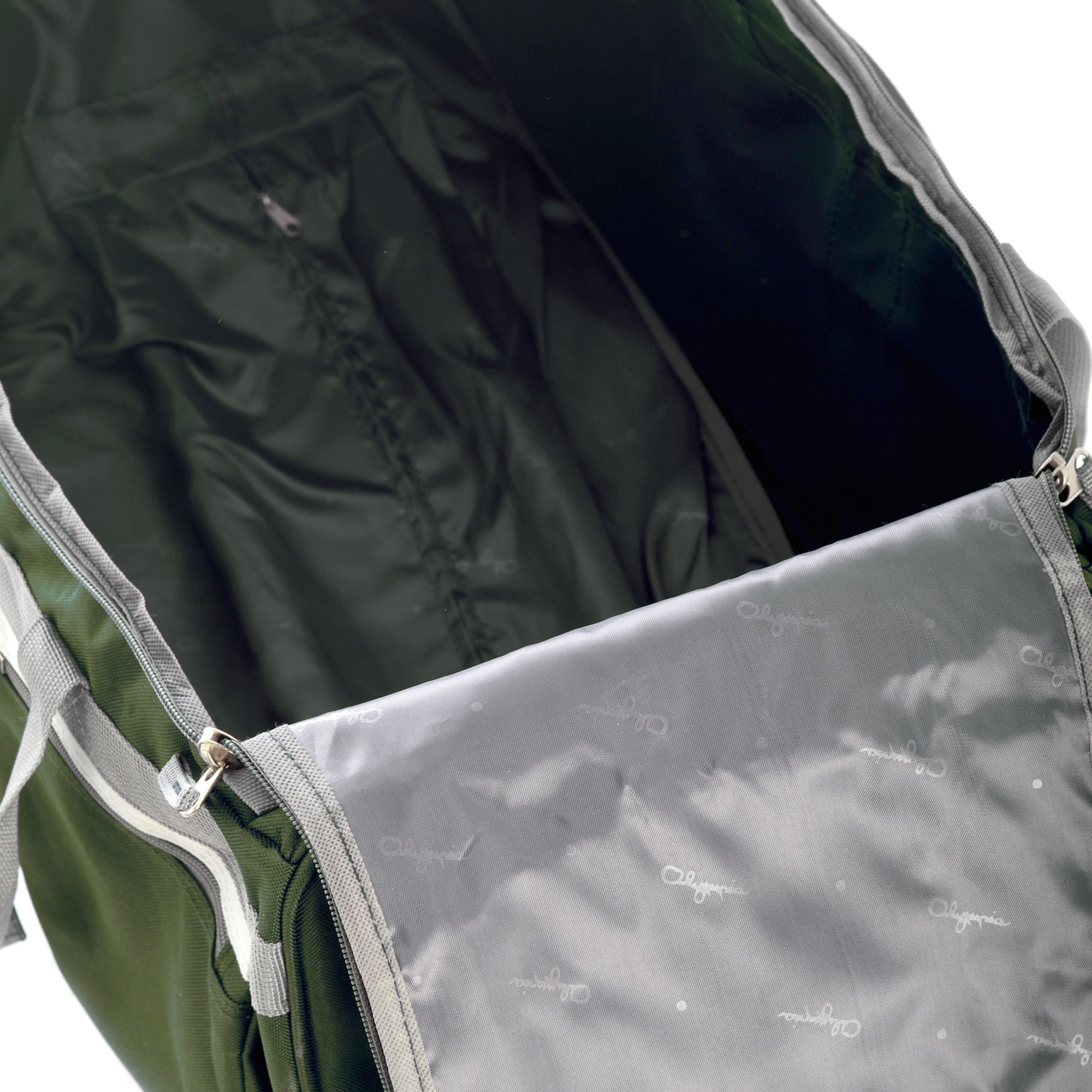 Olympia 22" 8 Pocket U Shape Duffel Bag w/ Retractable Handle, Green (Open Box) - VMInnovations