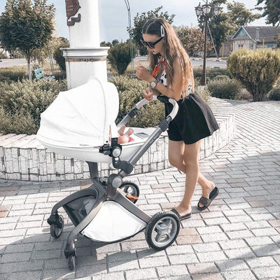 Hot Mom 360 Degree Rotating Baby Carriage High Landscape Stroller, White (Used)