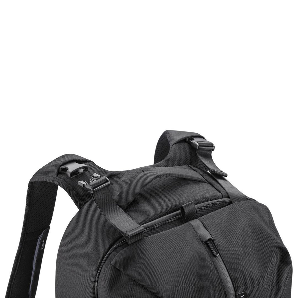 XD Design Flex 2 In 1 Anti Theft Dual Function Water Resisting Gym Bag, Black
