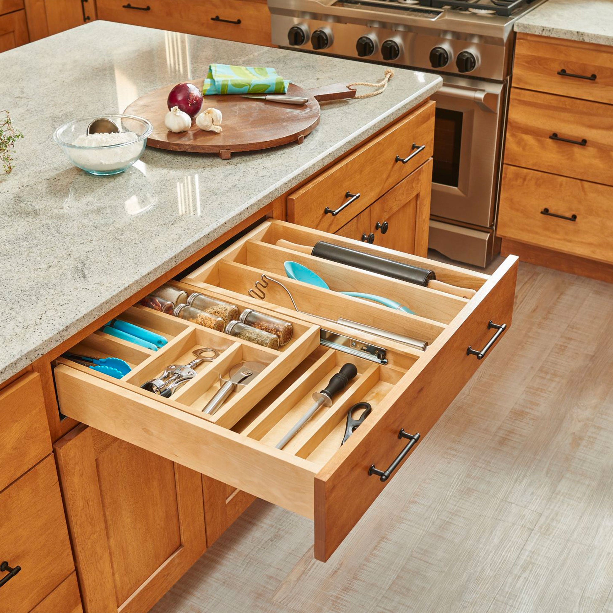 Rev-A-Shelf Maple Two-Tier Combo Drawer System w/BLUM Soft-Close, 4WTCD-30HSC-1