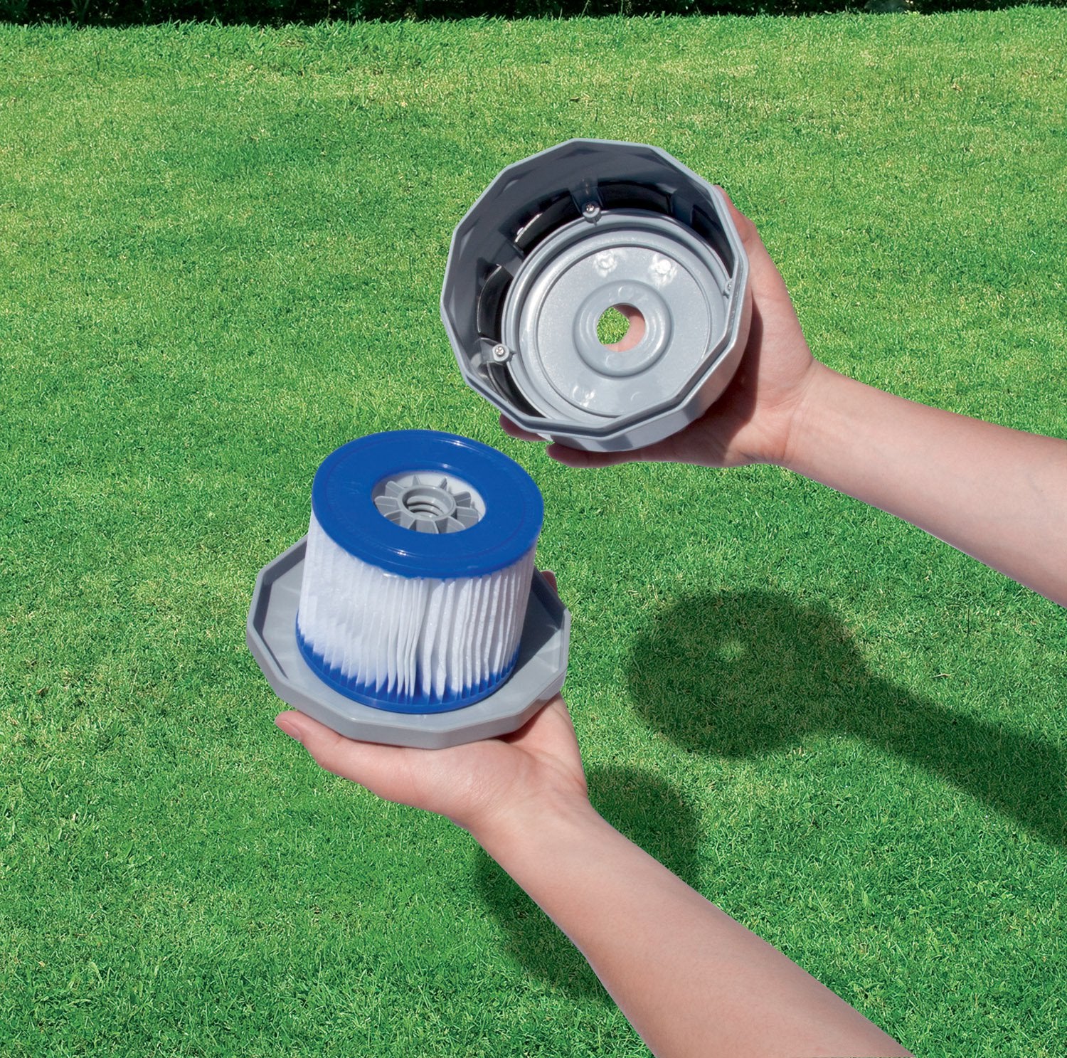 Bestway SaluSpa St Moritz AirJet Hot Tub & 6 Coleman SaluSpa Type VI Cartridges - VMInnovations
