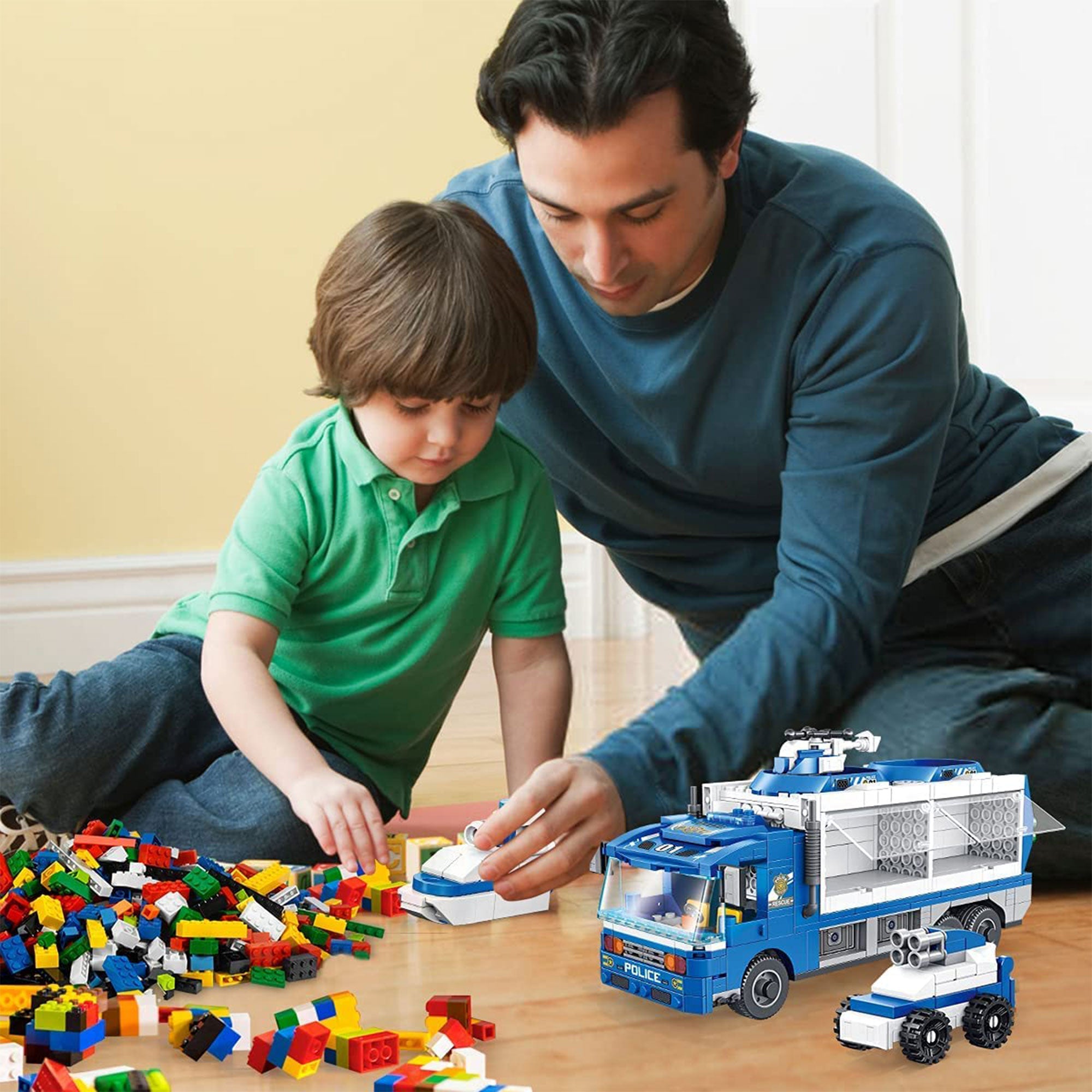 PANLOS 6 in 1 Police Truck Robot & Construction Building Block, 653 Pieces(Used) - VMInnovations