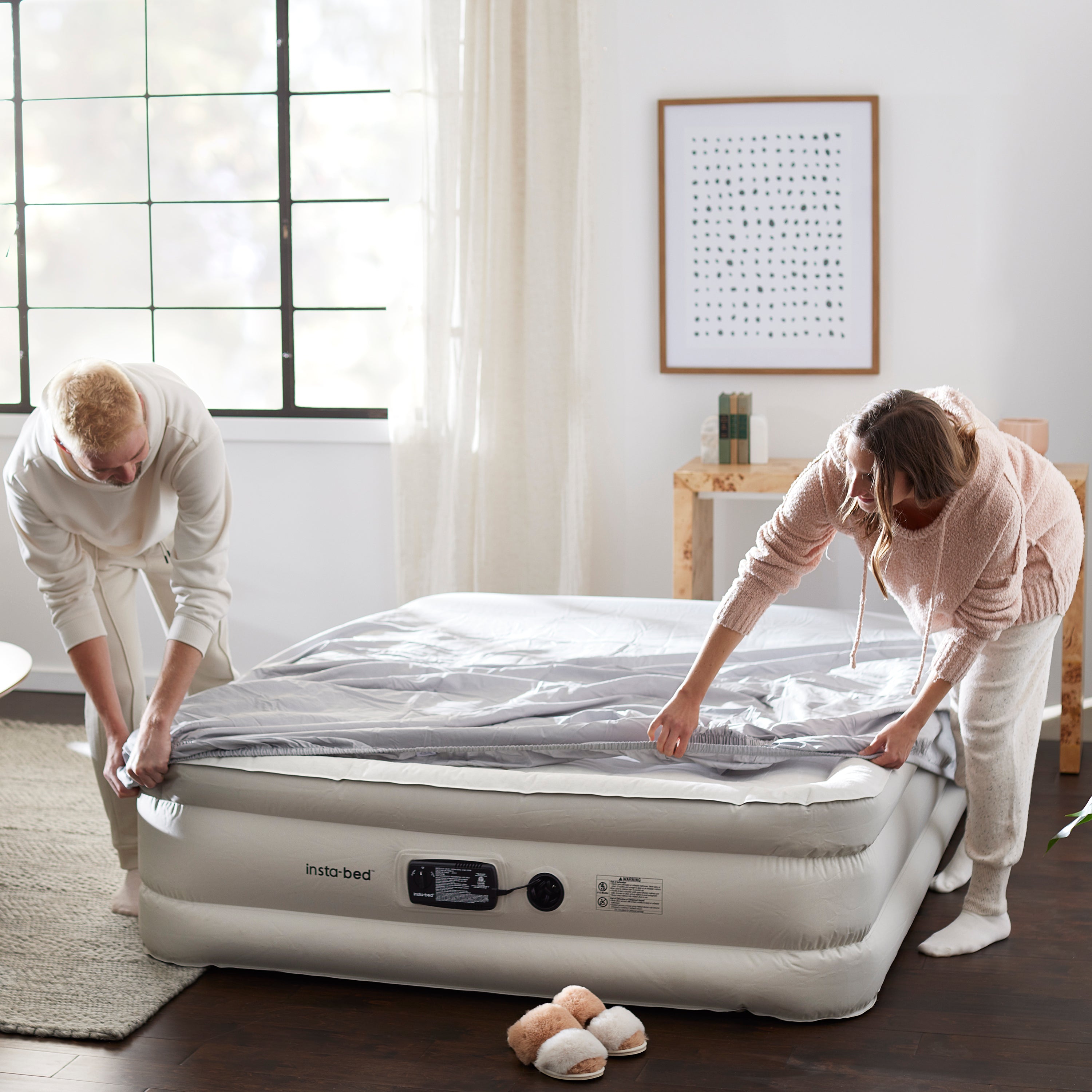 Insta-Bed Raised 18 Inch Queen Air Mattress with NeverFlat Technology & AC Pump - VMInnovations