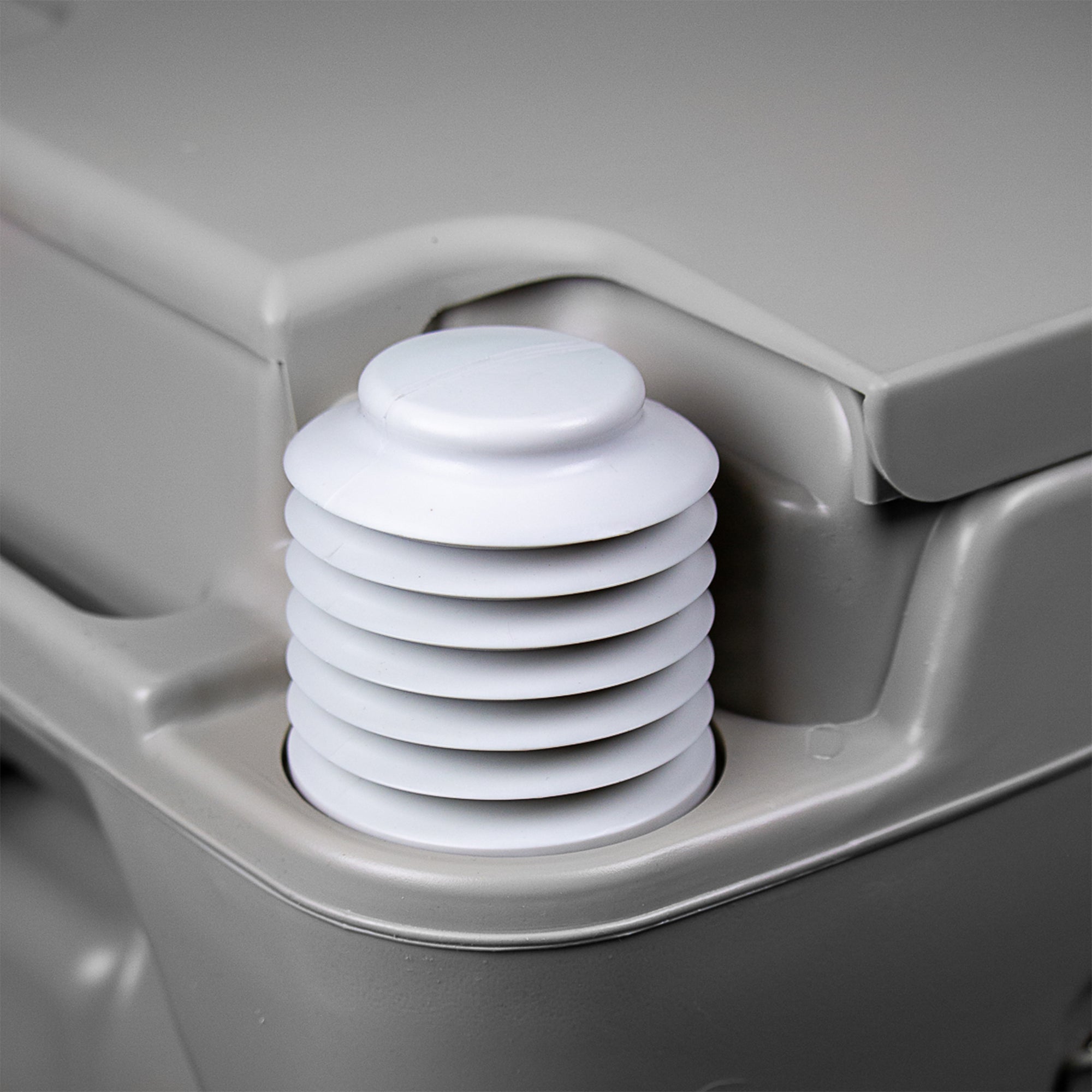Reliance Flush-N-Go 1020T Portable Toilet with Flush and 5 Gal Waste Tank, White