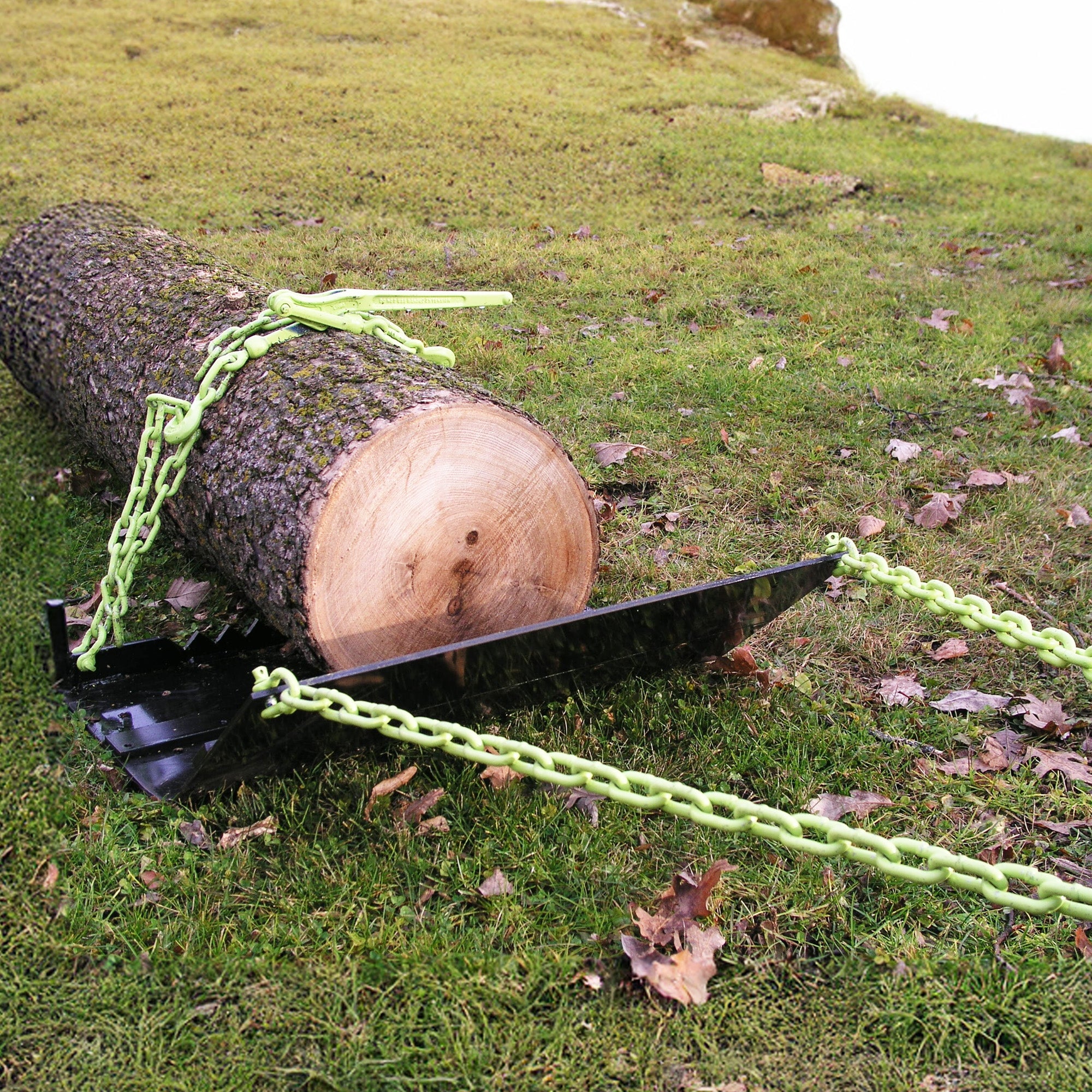 Timber Tuff TMW-21 24 Inch Log Skidding Arched Plate with Dual Tow Chains, Black - VMInnovations