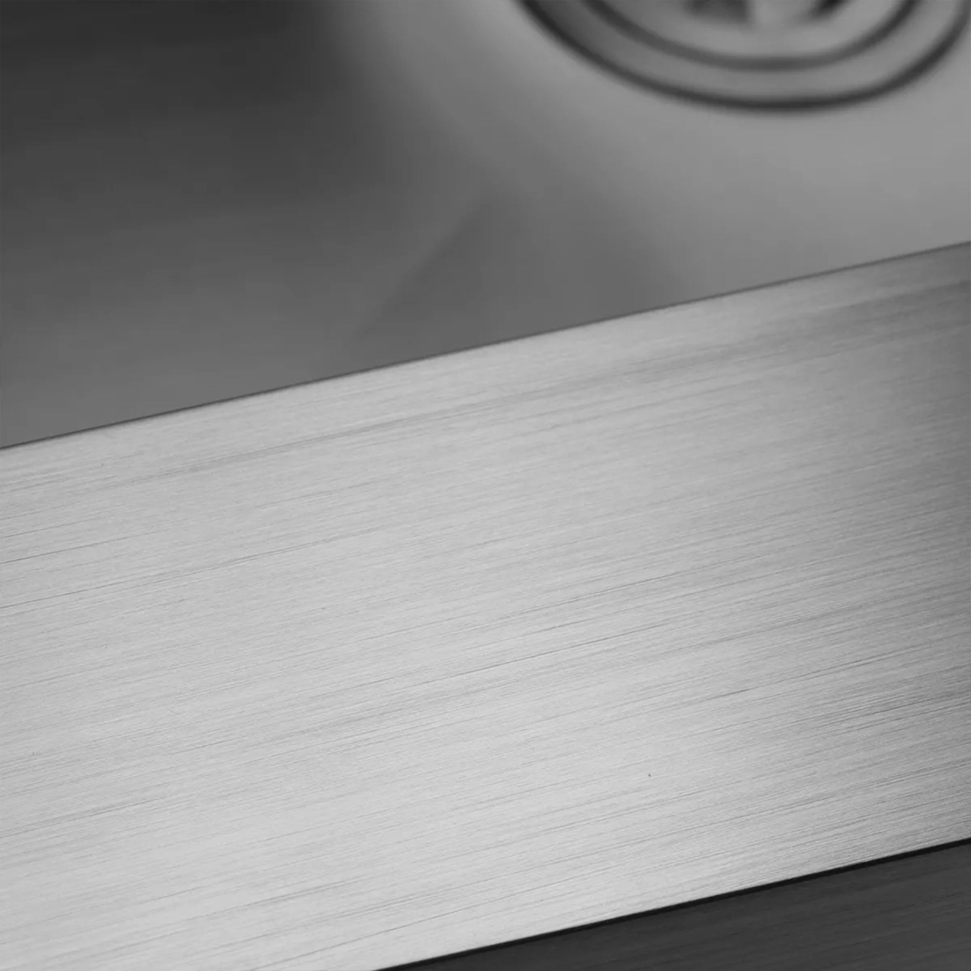 Alwen 32 by 19 Inch Undermount Brushed Stainless Steel Single Bowl Kitchen Sink