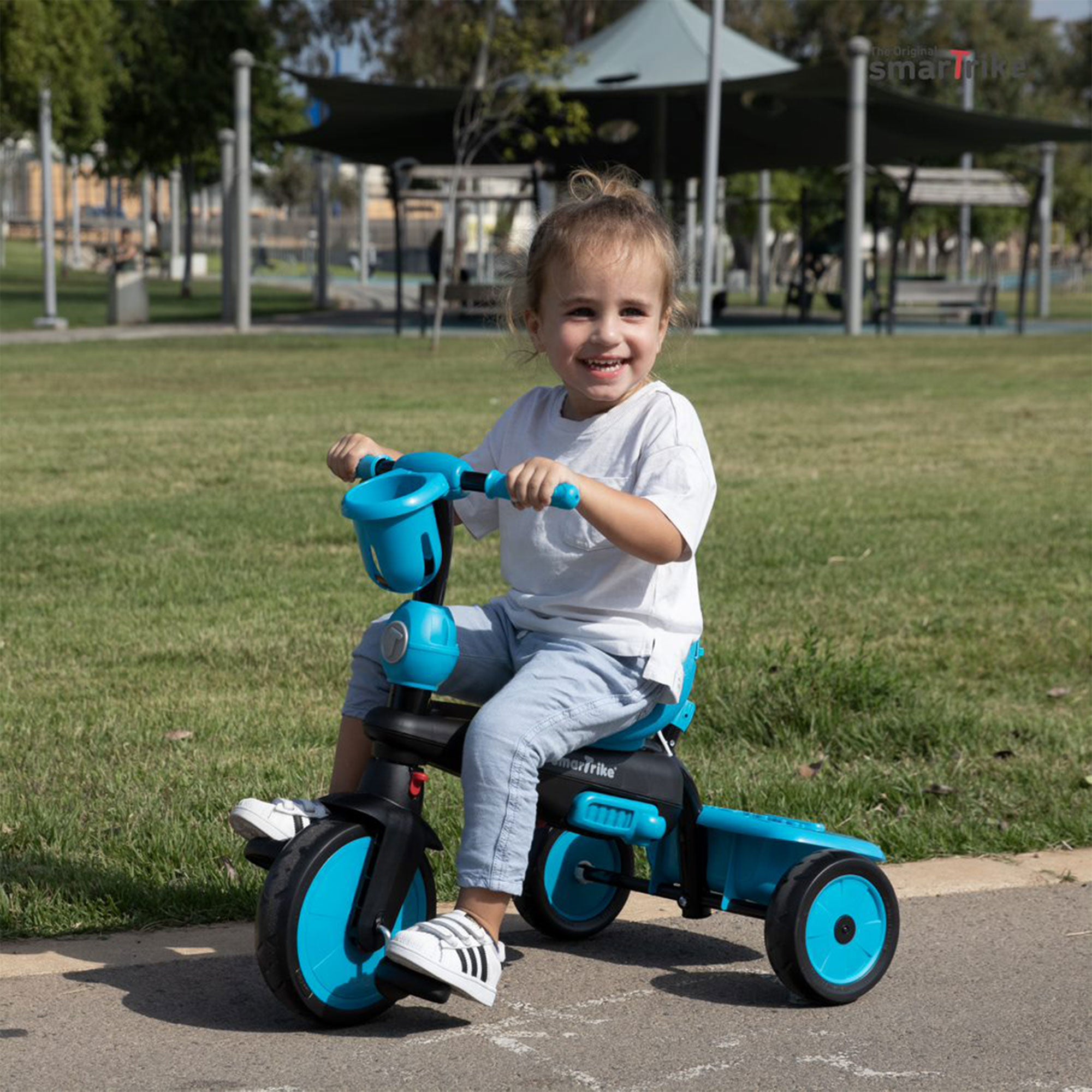 smarTrike Multi Stage Breeze Toddler Tricycle for Age 15 to 36 Months (Open Box) - VMInnovations