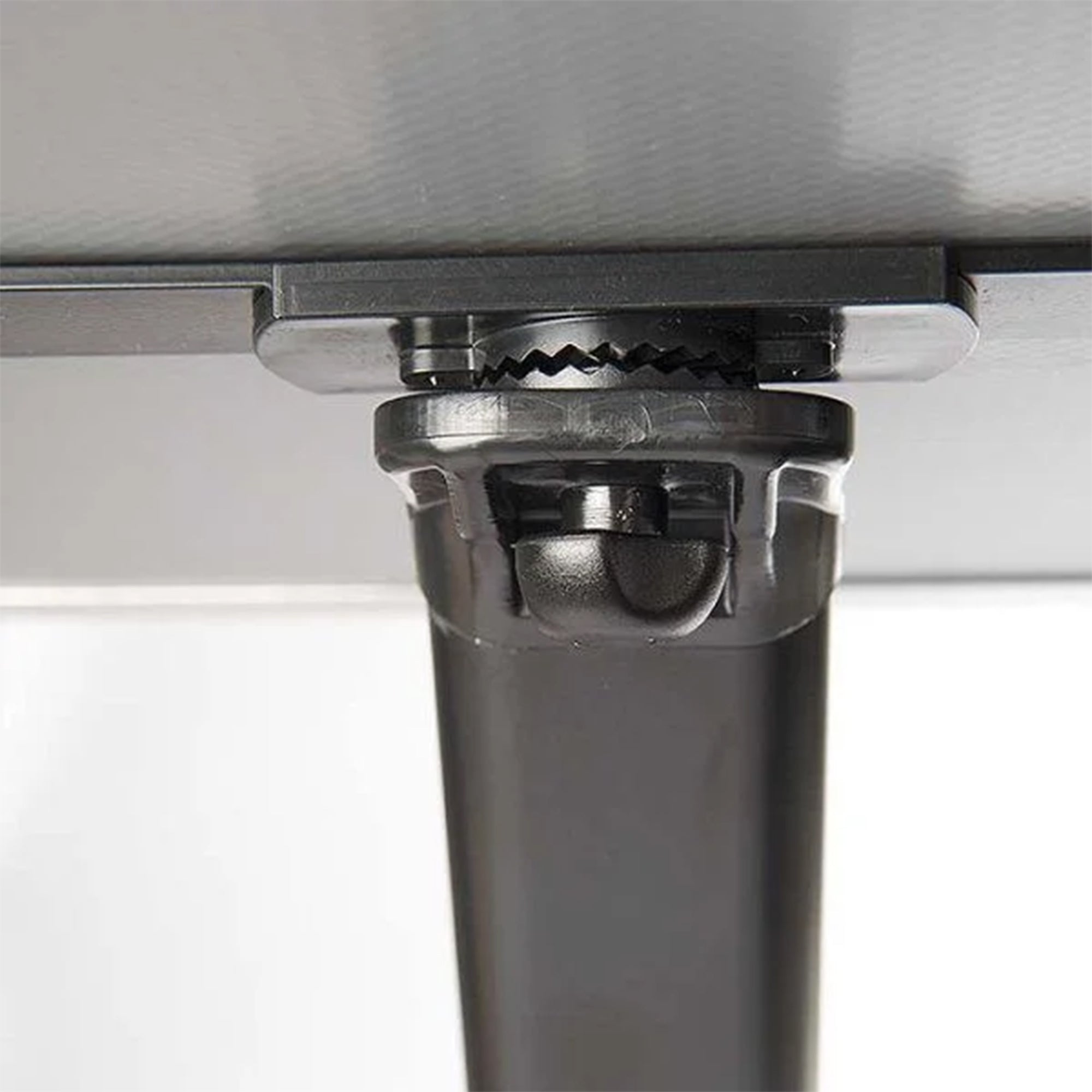 M&T Displays 8.5 x 11" Metal Pedestal Arc Restaurant Menu Holder, Black (Used) - VMInnovations