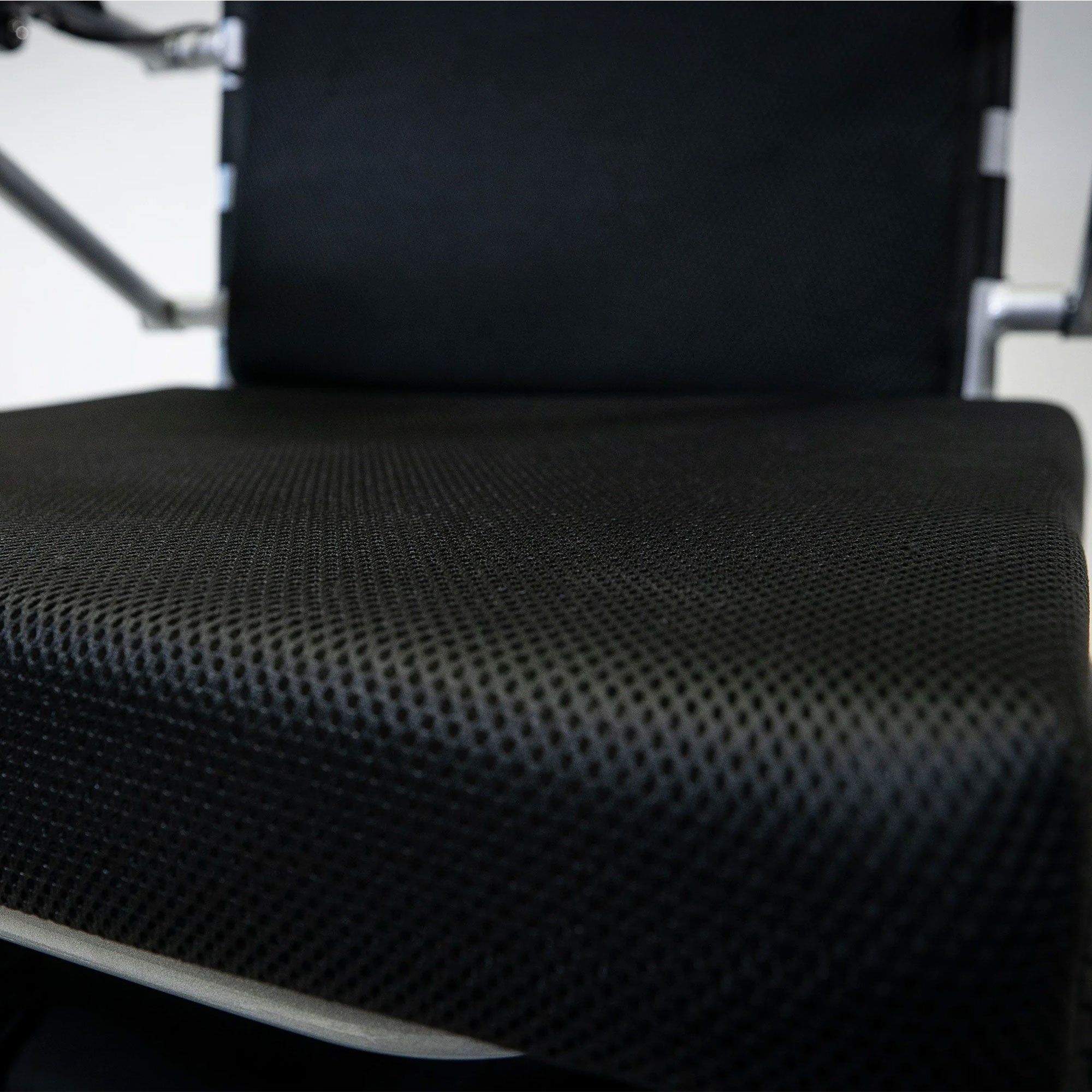 Hover Move Lite Folding 50 lb Electric Wheelchair with 12 In. Tires (For Parts) - VMInnovations