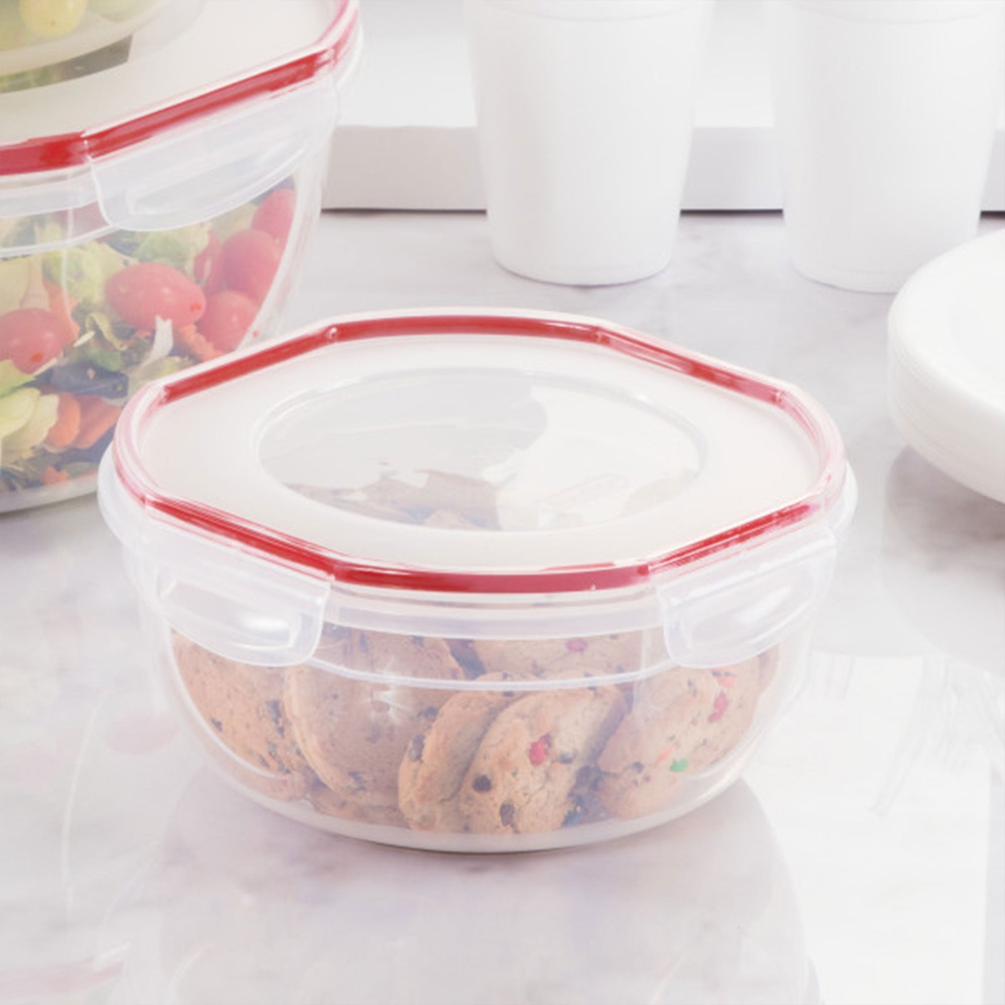Sterilite Ultra Seal 2.5 Quart Plastic Food Storage Containers w/ Lid (16 Pack)