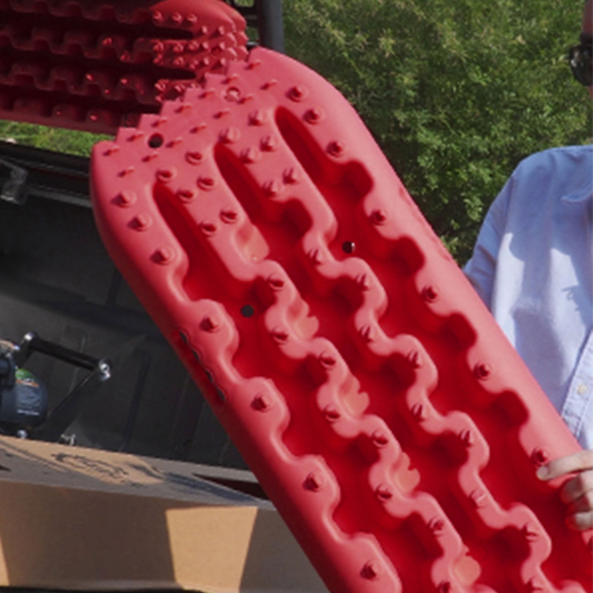 RUGCEL Quick Recovery Emergency 4 Wheel Drive Tire Traction Board Mats (Used) - VMInnovations
