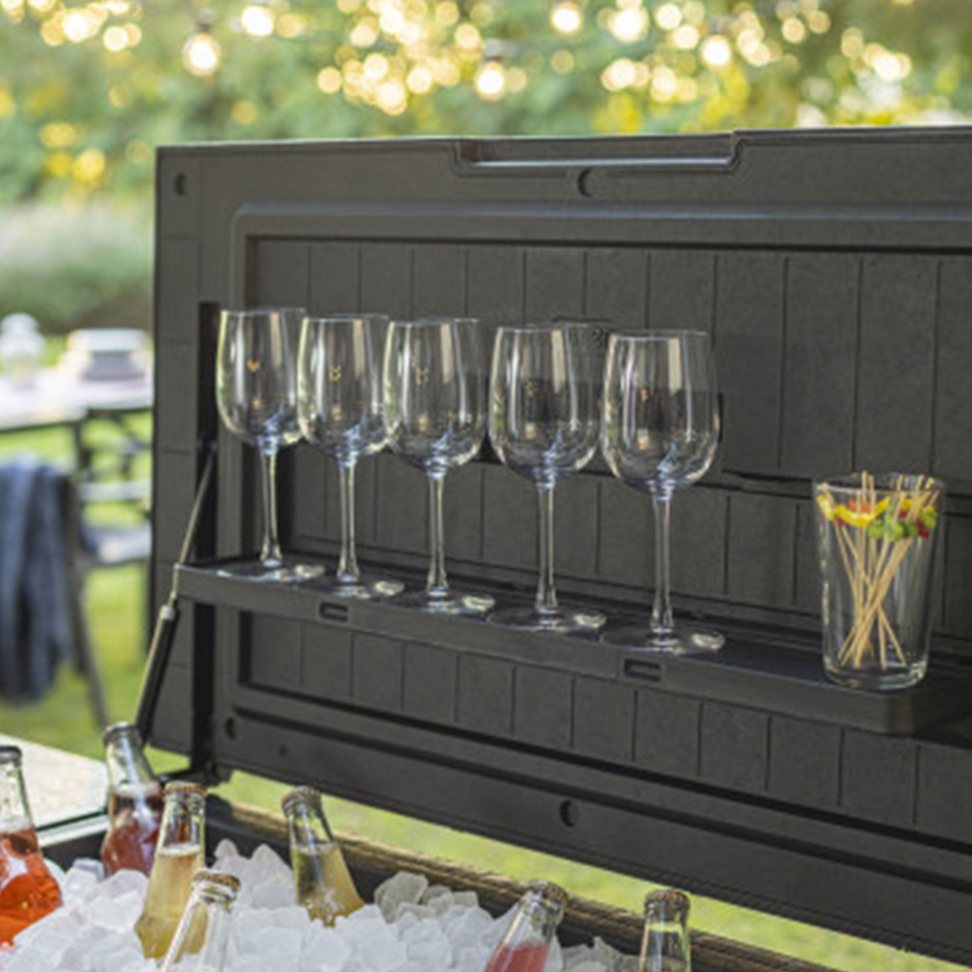 Keter Outdoor Patio Cooling Chest, 89.8 Qt Beverage Bar Cart w/ Wheels, Graphite