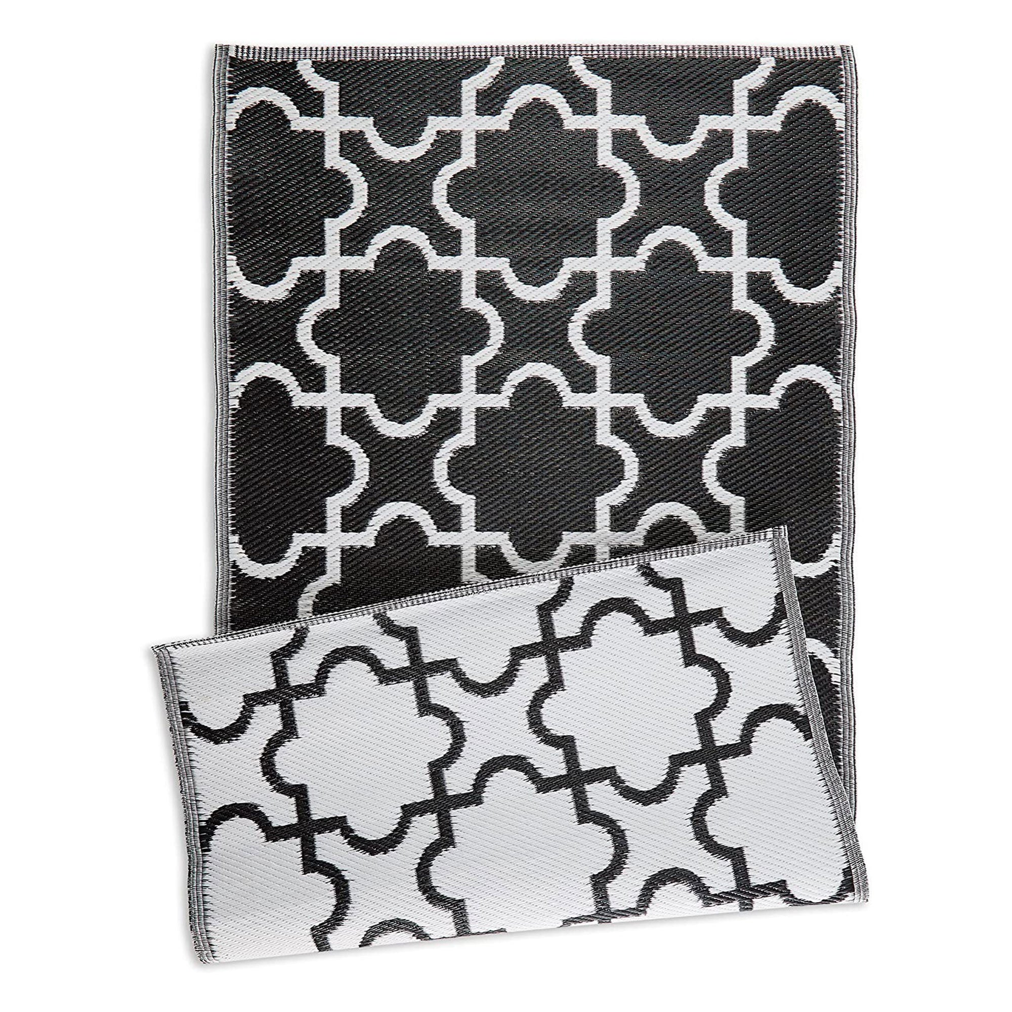 DII Design Imports Indoor Outdoor 3 x 6 Foot Reversible Lattice Woven Rug (Used) - VMInnovations