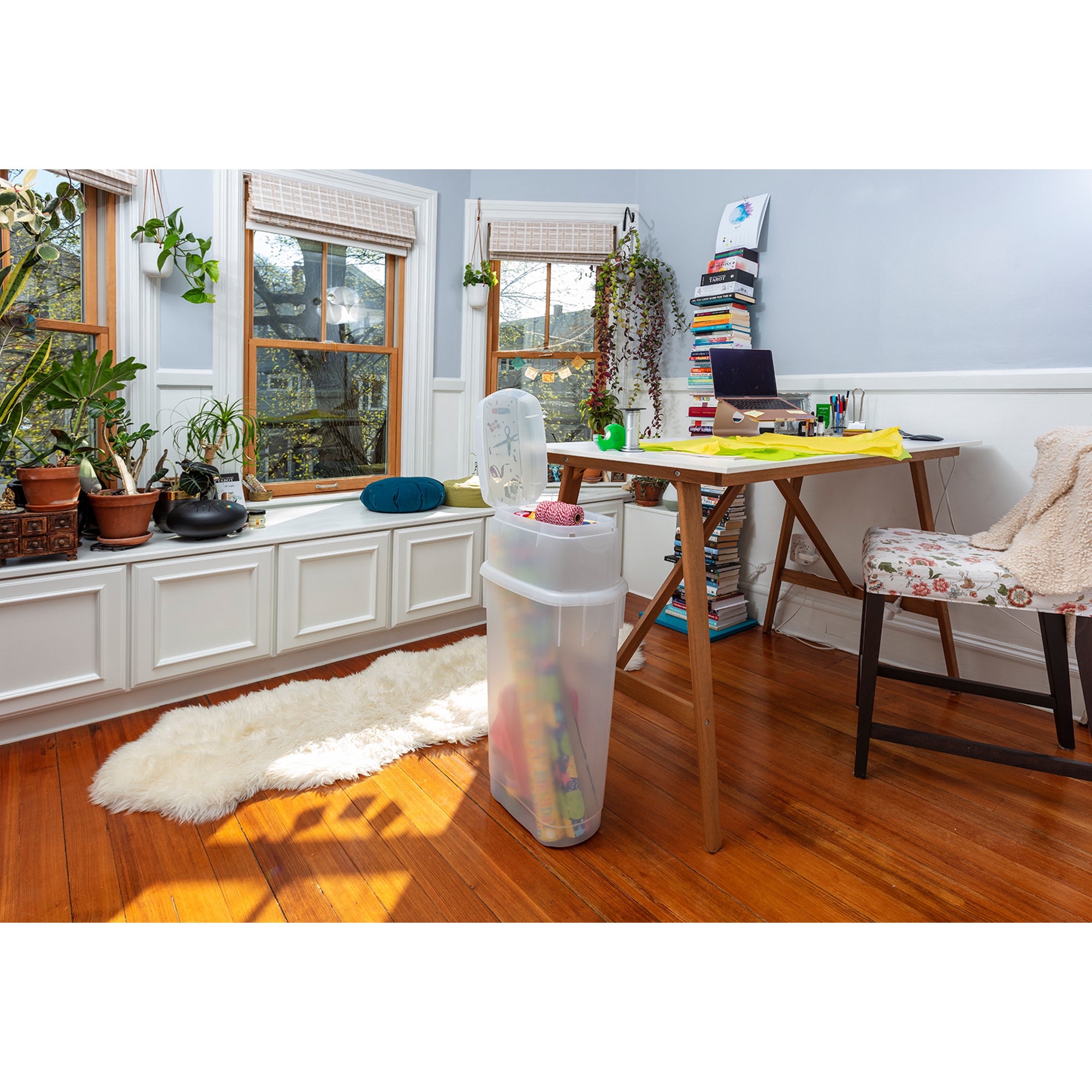 Rubbermaid Wrap N' Craft Plastic Wrapping Paper Holder Container (Open Box) - VMInnovations