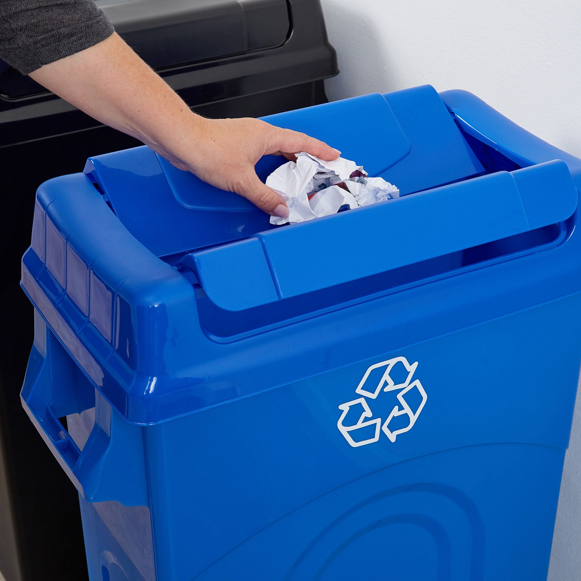 United Solutions 23 Gallon Highboy Kitchen Recycling Bin with Swing Lid, Blue - VMInnovations