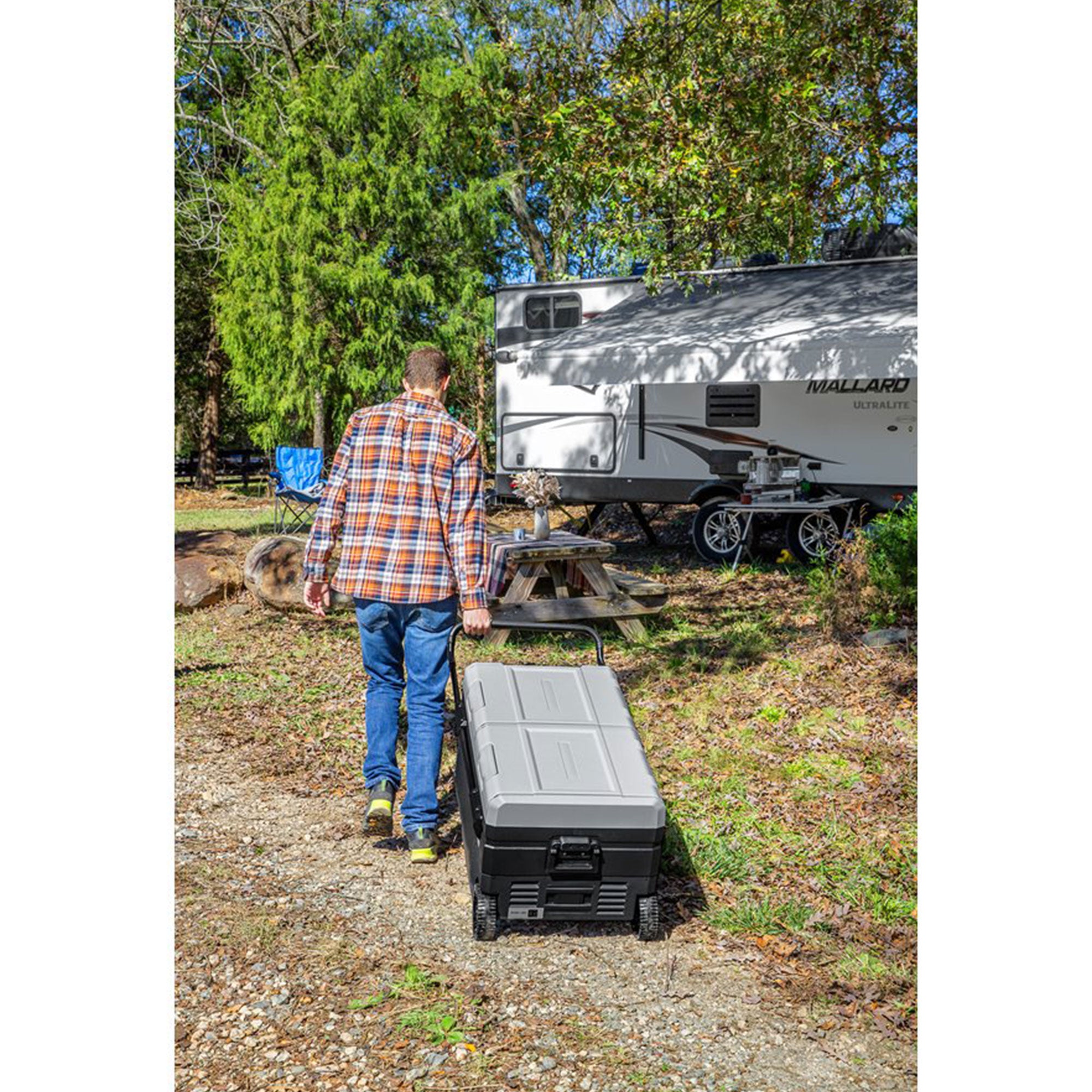 Camco CAM-950 95L Portable Compact Refrigerator w/Dual Zone Cooling (Open Box) - VMInnovations