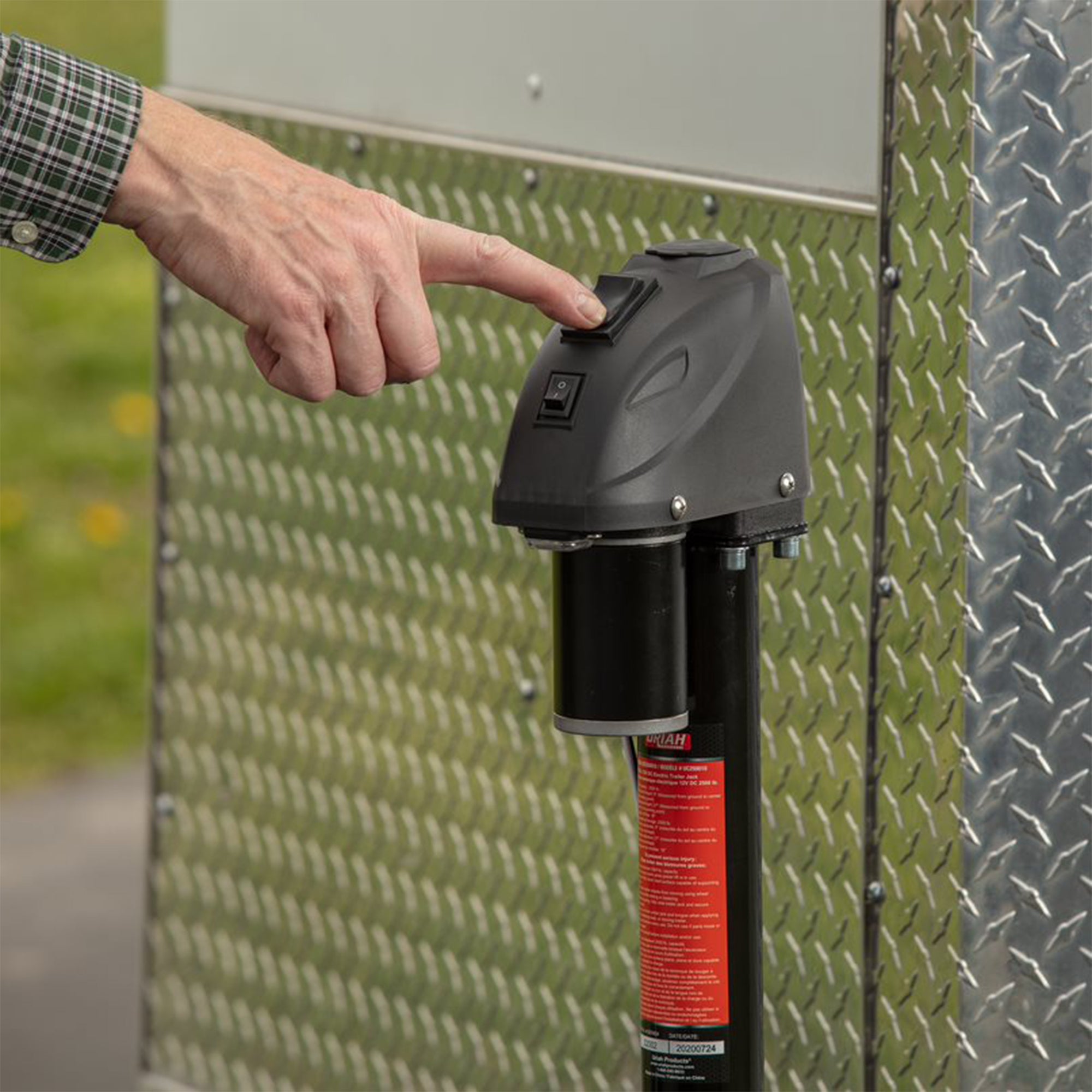Uriah 12V DC Electric Trailer Jack w/ LED Light & 2500Lb Capacity (Open Box) - VMInnovations