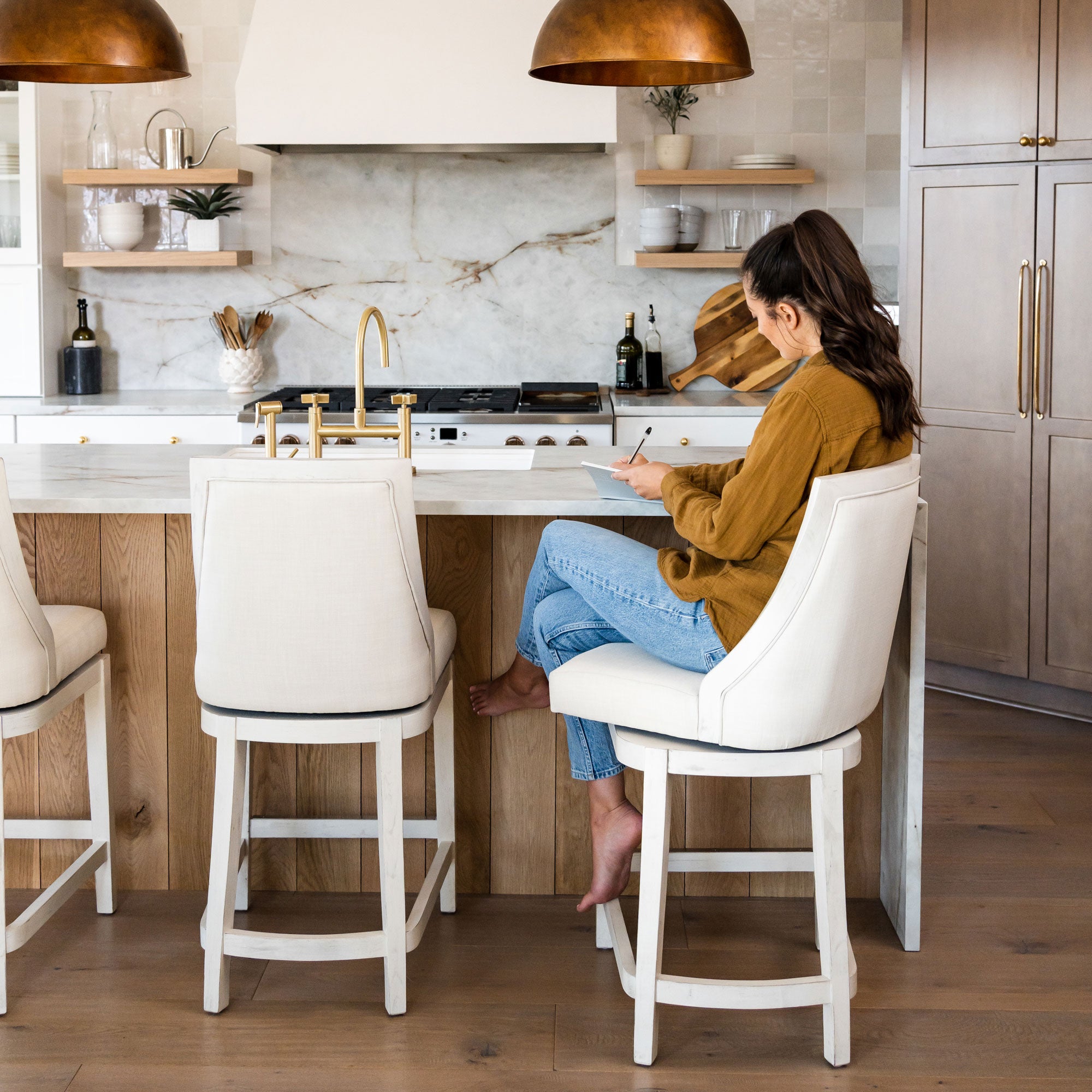 Maven Lane Vienna Kitchen Counter Height Stool , White Oak Finish (Used)
