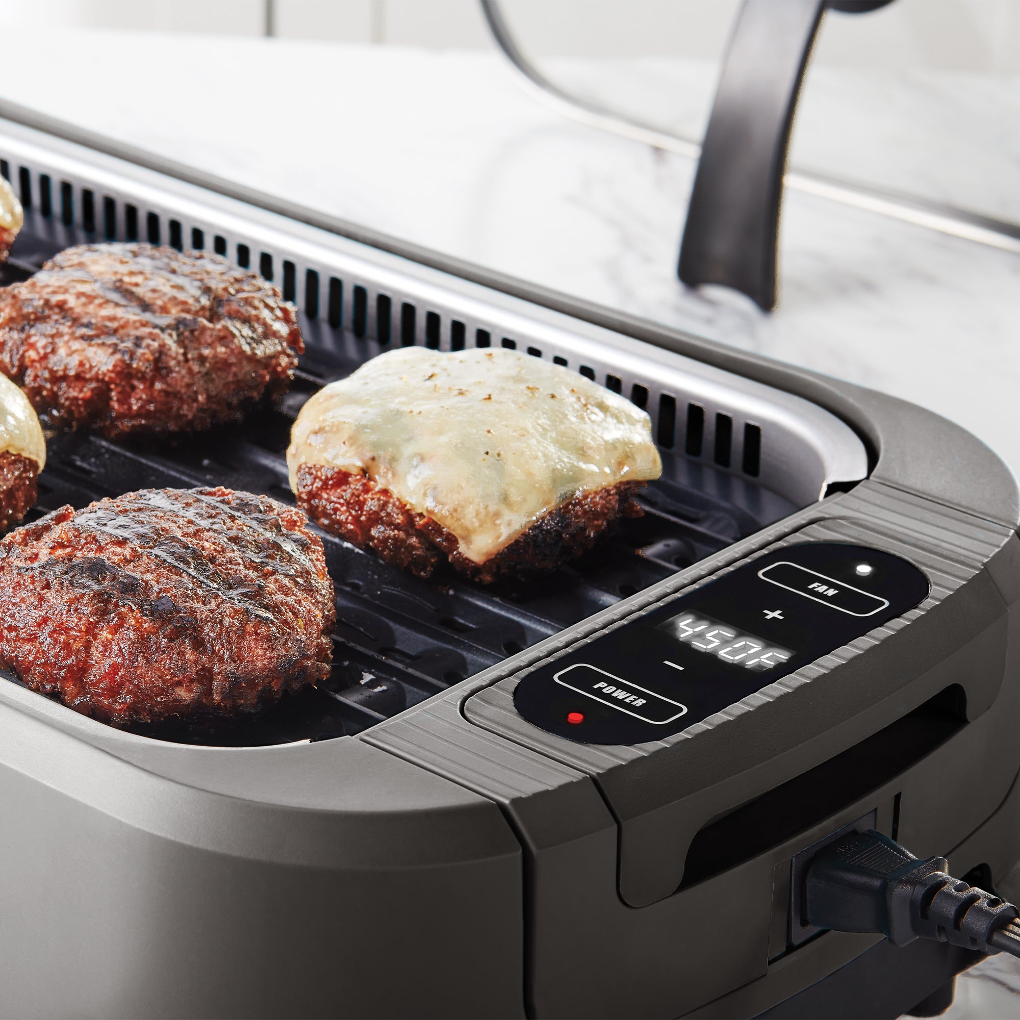 Oster DiamondForce Electric Nonstick Smokeless Countertop Grill w/Lid (Used) - VMInnovations