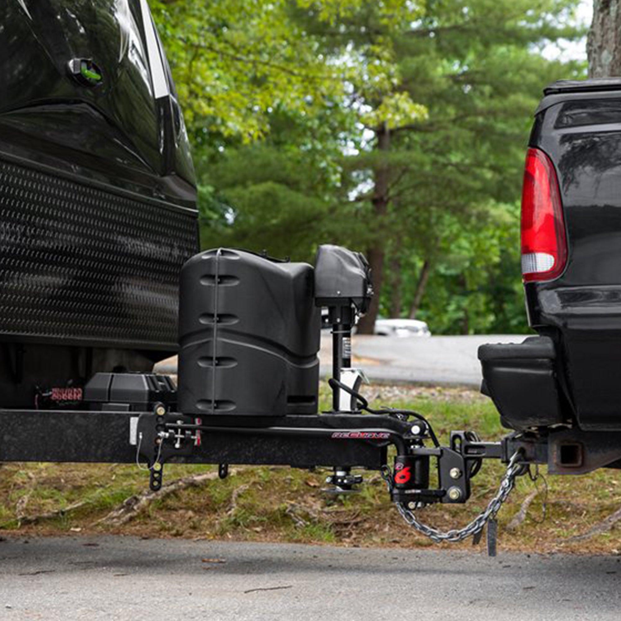 Camco Eaz Lift Weight Distribution Hitch w/15,000 lbs Capacity, Black (Open Box) - VMInnovations