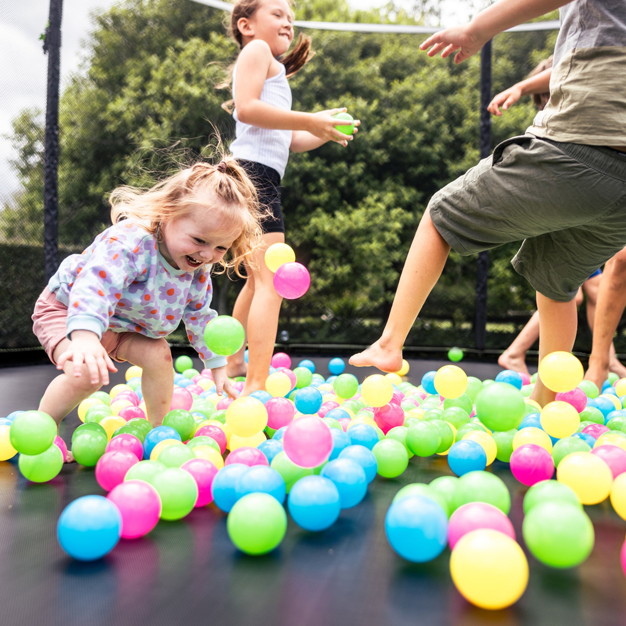 ALLSTAR 14' Trampoline for Kids Outdoor Backyard Play Equipment w/ Net & Ladder - VMInnovations