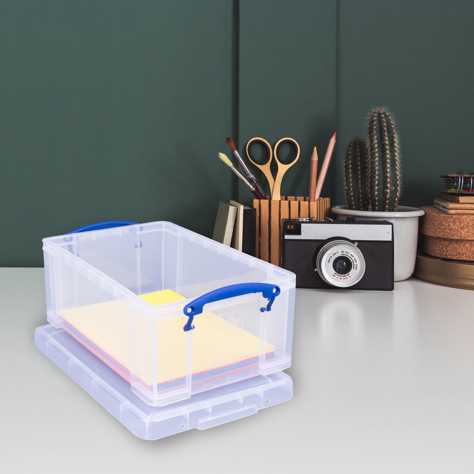 9L Plastic Storage Container w/Snap Lid & Clip Lock Handles (Open Box) - VMInnovations