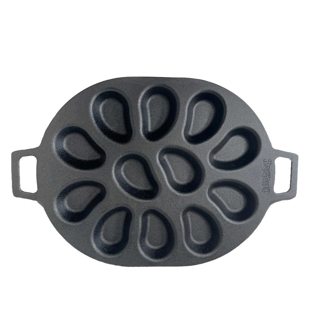 Bayou Classic Cast Iron Shellfish Shaped Oyster Grill Pan for 12 Clams, Black - VMInnovations