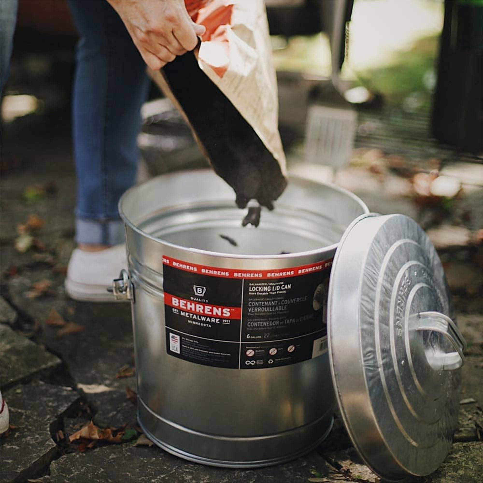Behrens 6 Gallon Galvanized Steel Storage Can w/Locking Lid & Wire Handle (Used) - VMInnovations