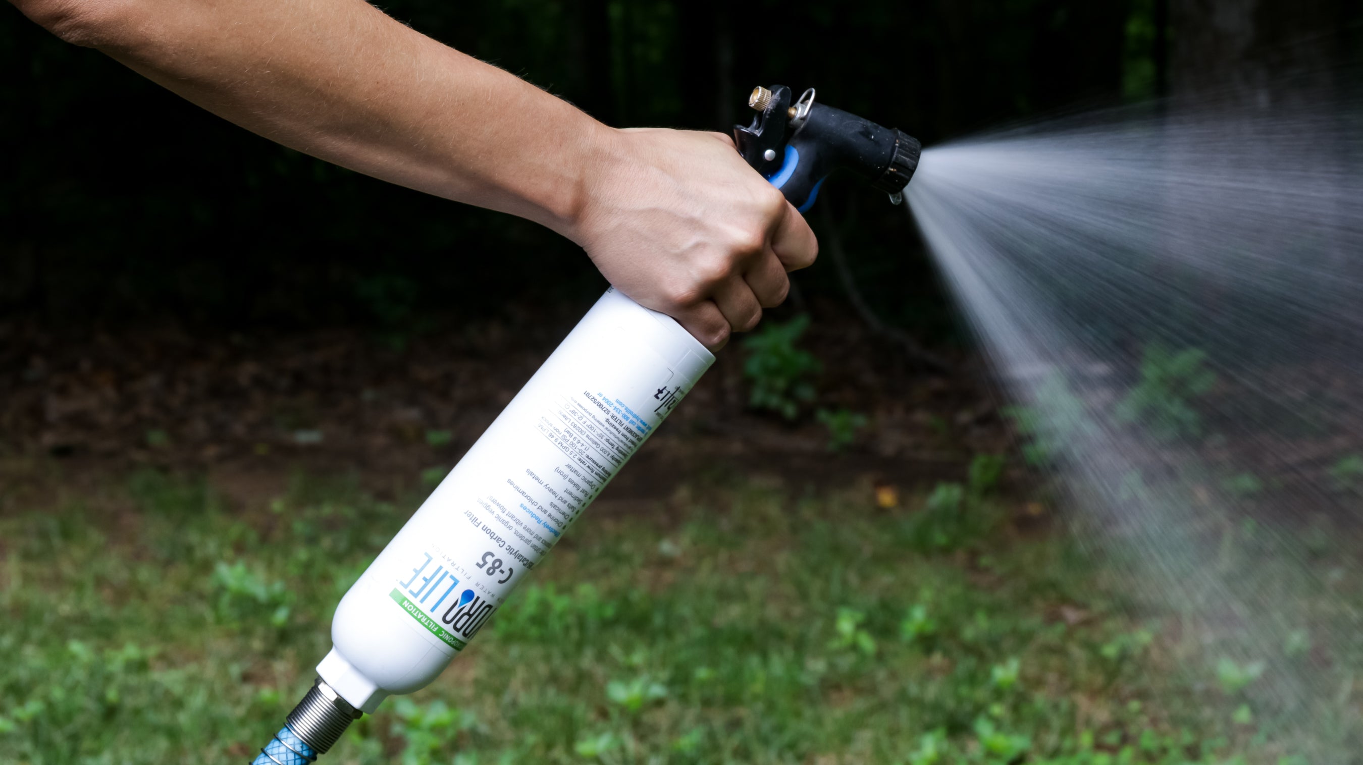 Camco Hydro Life Hydroponics C85 Inline Water Filter w/ Flexible Hose Protector