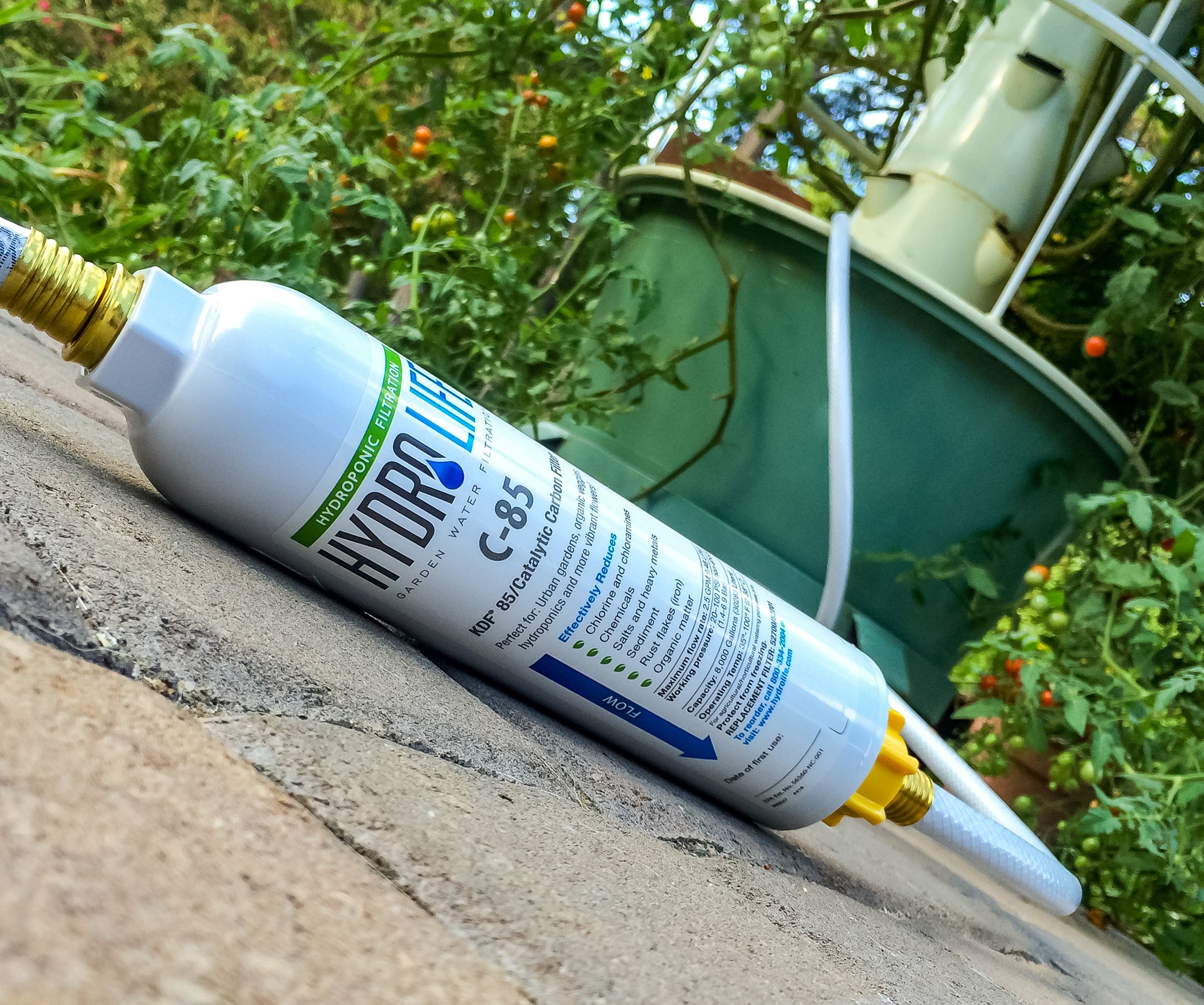 Camco Hydro Life Hydroponics C85 Inline Water Filter w/ Flexible Hose Protector