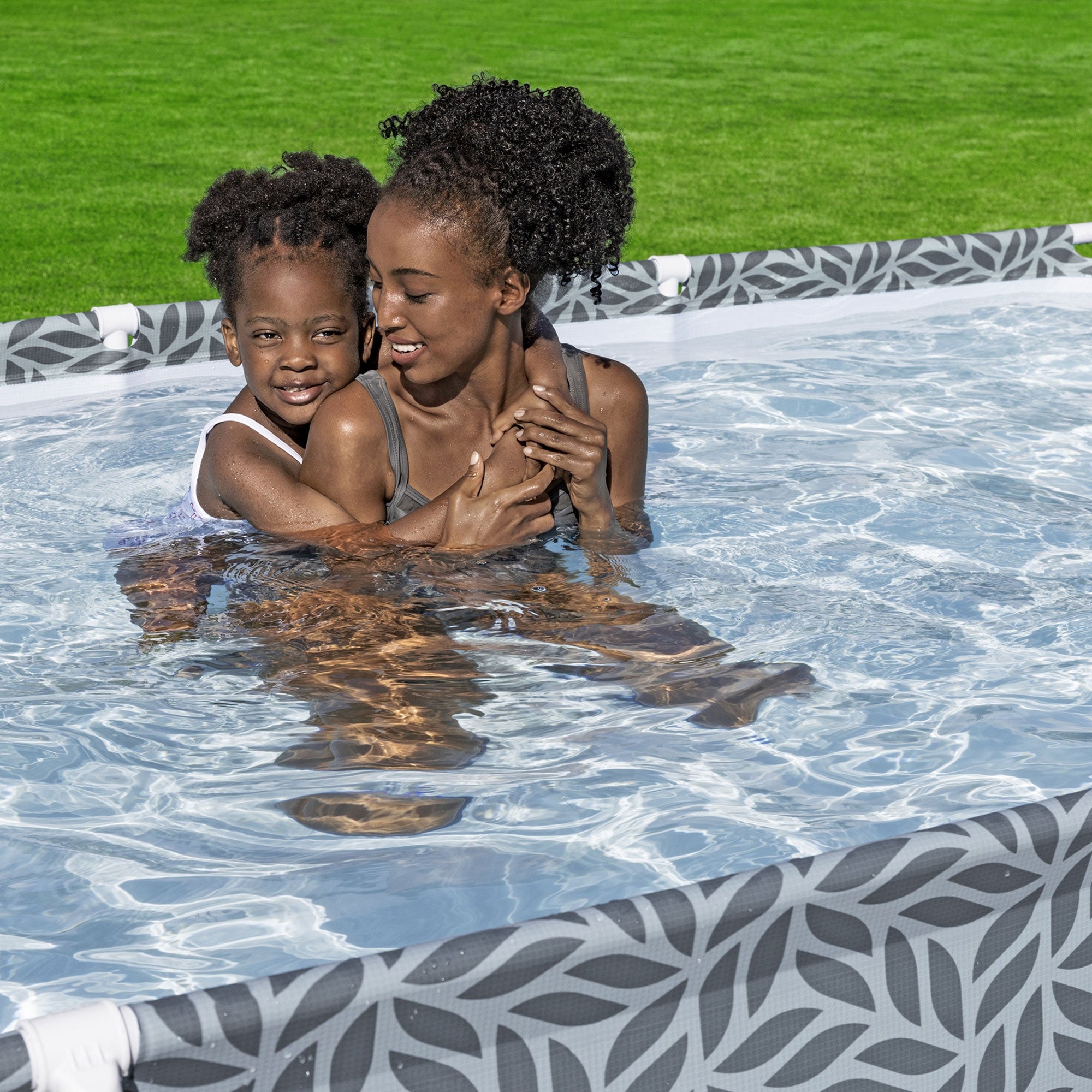 Bestway Steel Pro 12' x 6'7" x 26" Rectangle Above Ground Swimming Pool (Used) - VMInnovations