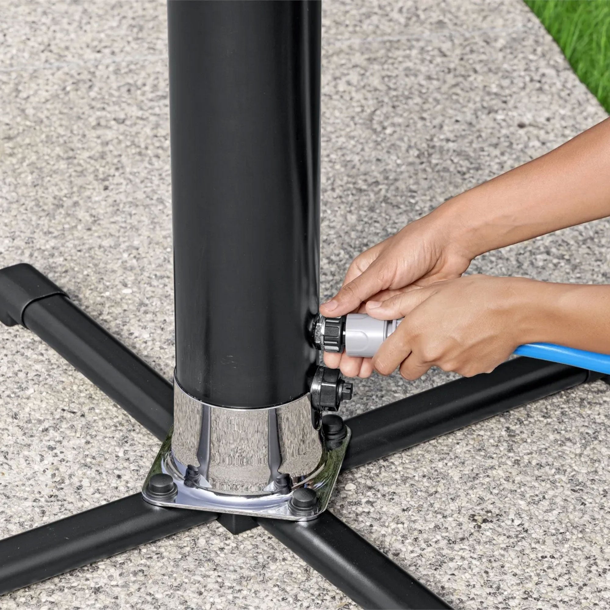 Bestway Flowclear SolarFlow 5.2 Gal Solar Heat Shower w/ Multiple Shower Setting - VMInnovations