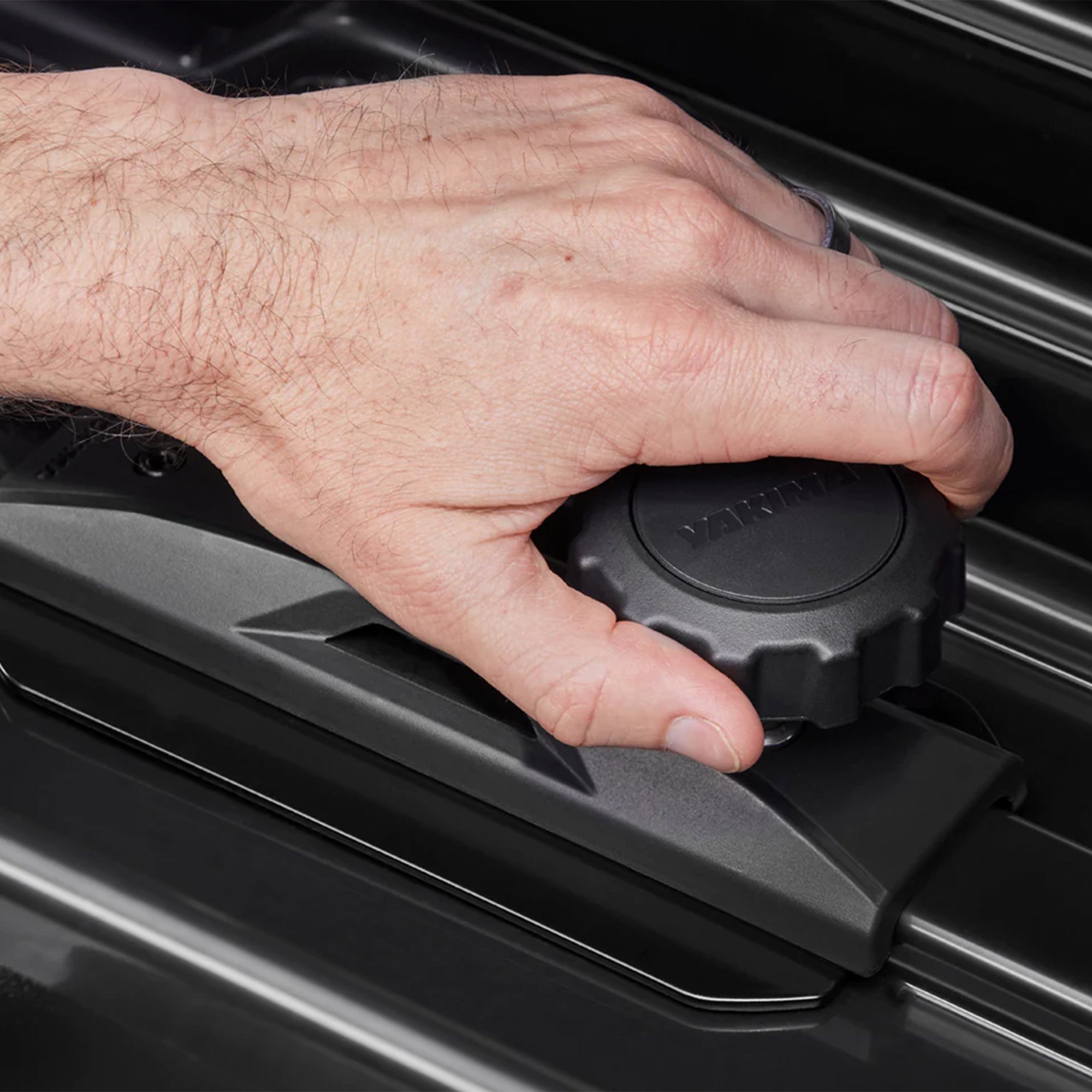 Yakima CBX 16 Roof Top Cargo Rugged Carrier Box, Fits StreamLine Crossbar, Black - VMInnovations