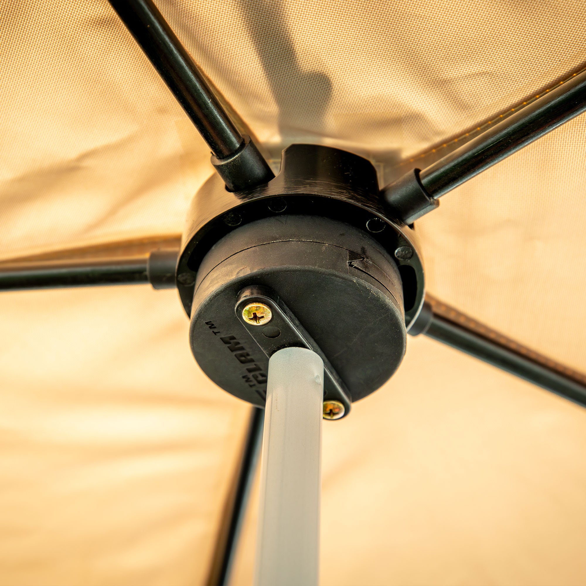 CLAM 17367 ClamLock Extendable Ice Hub Tent Roof Support Pole, Accessory Only - VMInnovations