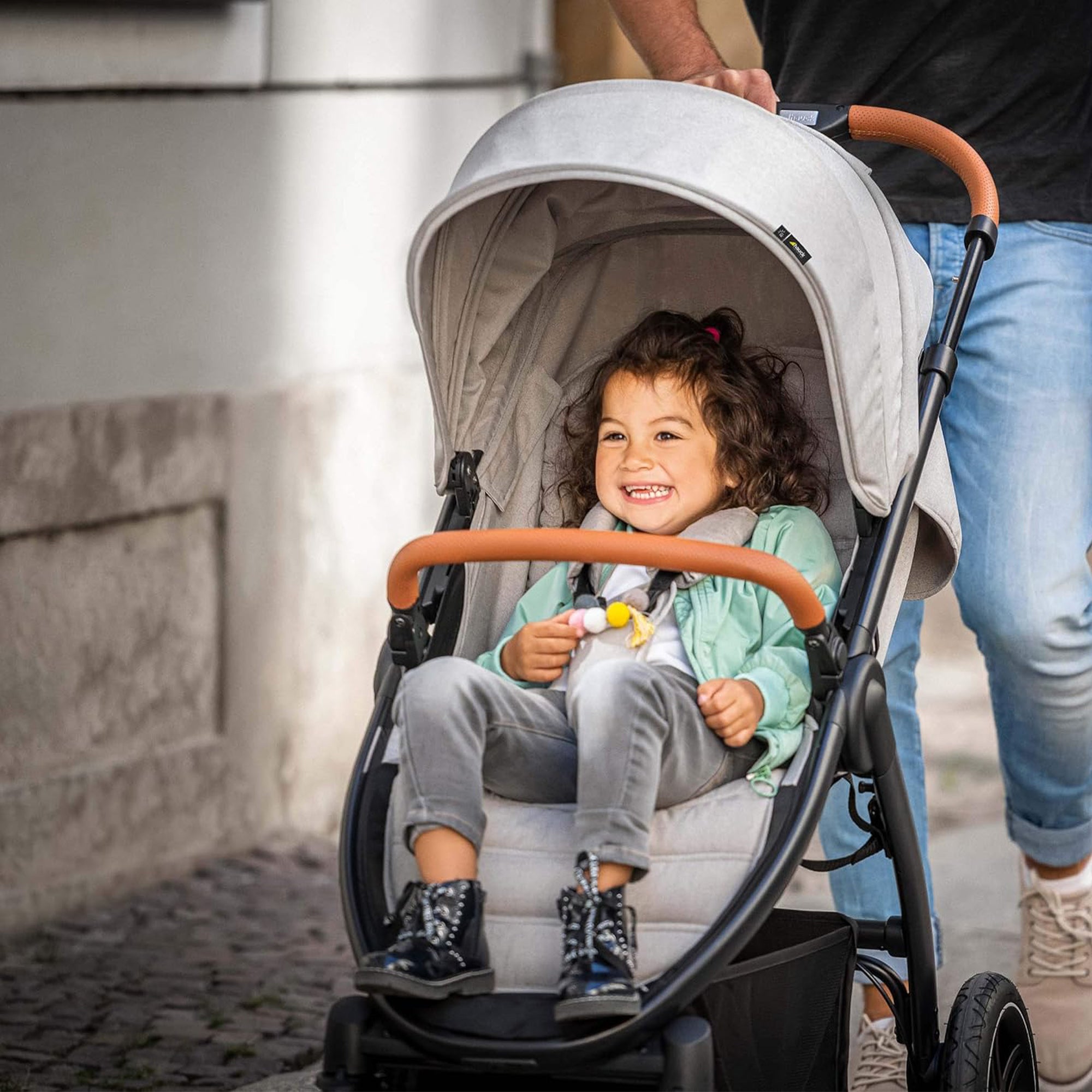 hauck Uptown Deluxe Folding Stroller with Cup Holder & Canopy, Rose (Open Box) - VMInnovations