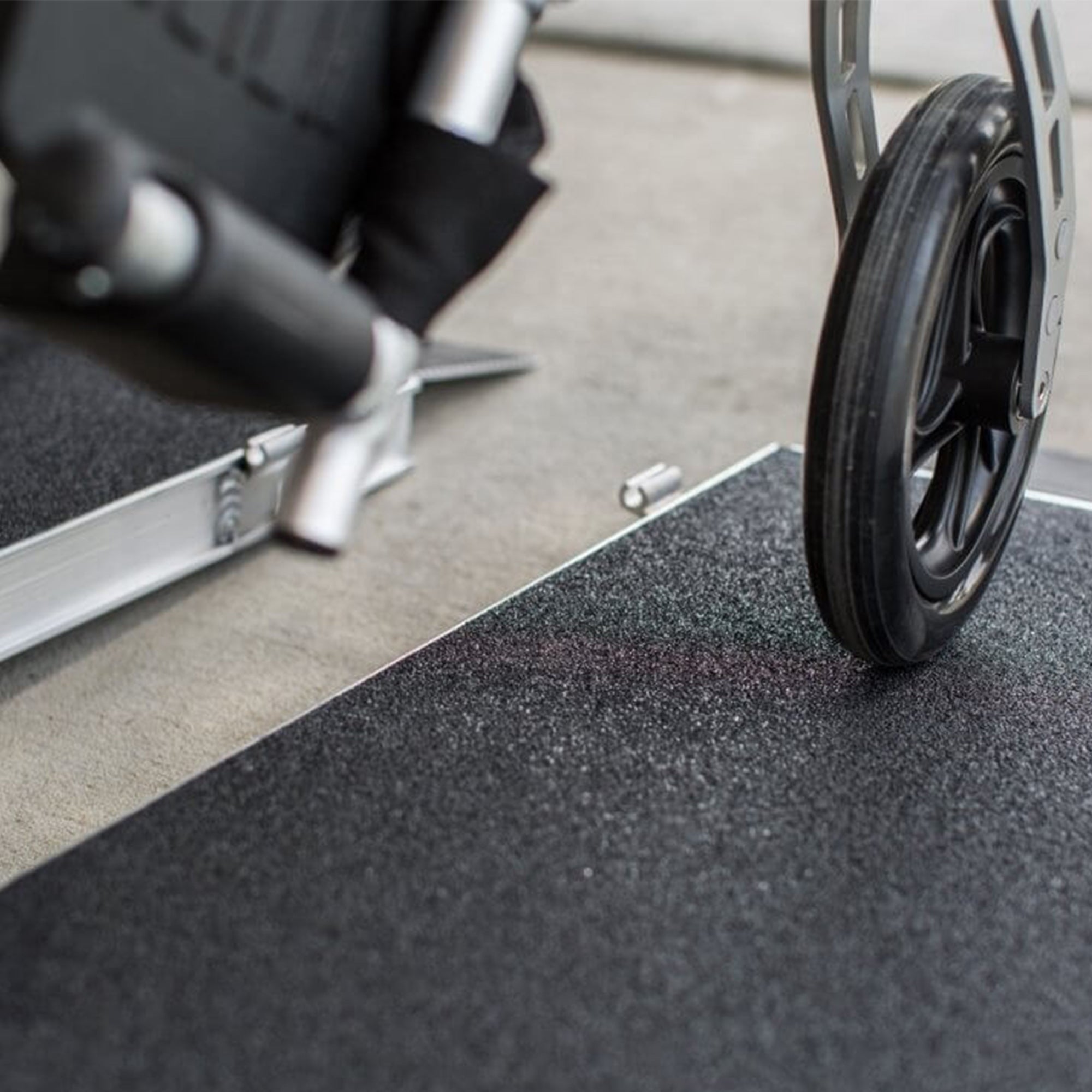 EZ-Access 6ft Suitcase Portable Ramp w/Surface That Resists Slips (Open Box) - VMInnovations