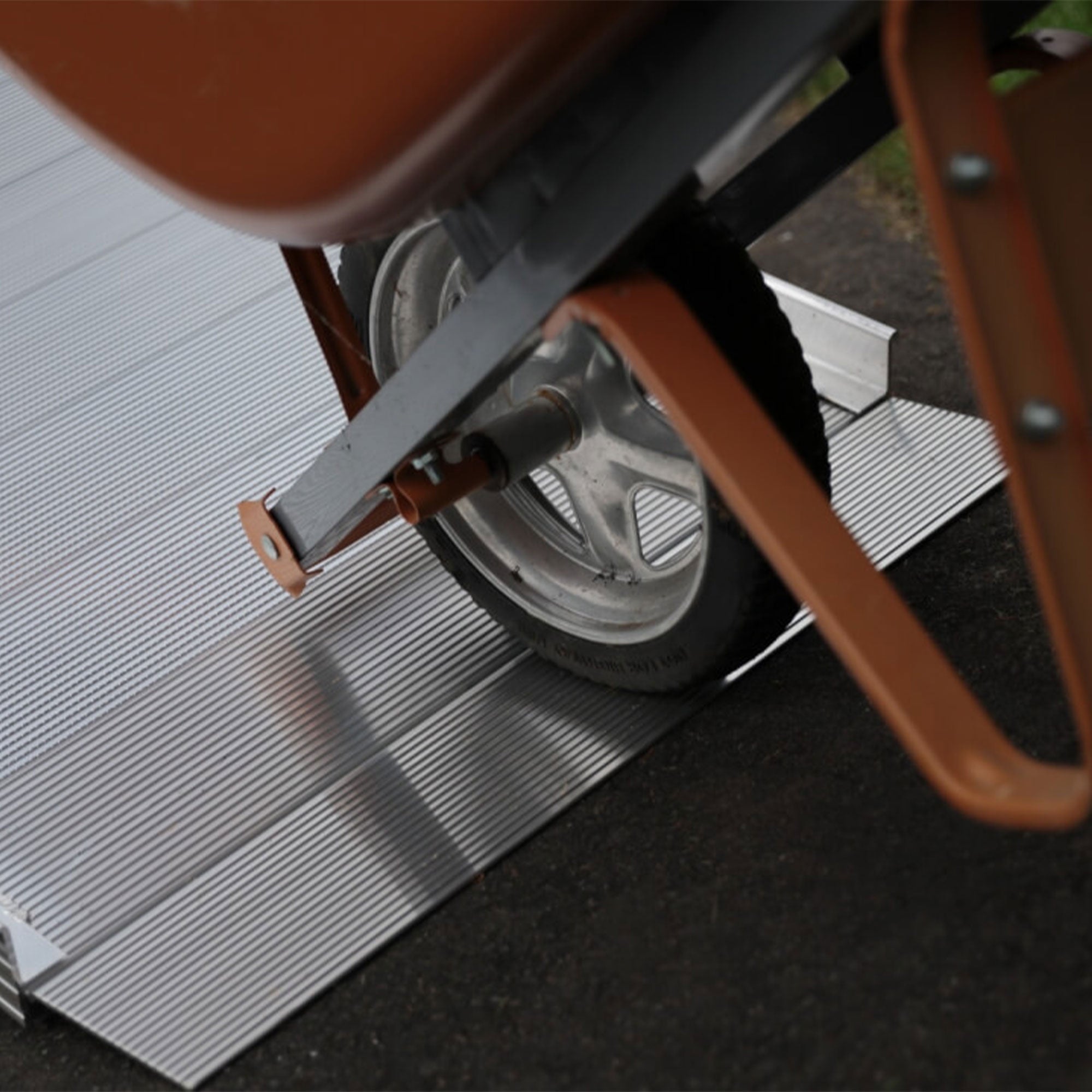 EZ-ACCESS 6Ft Walk Ramp w/Textured Surface & Hook/Strap Attachment(Used) - VMInnovations